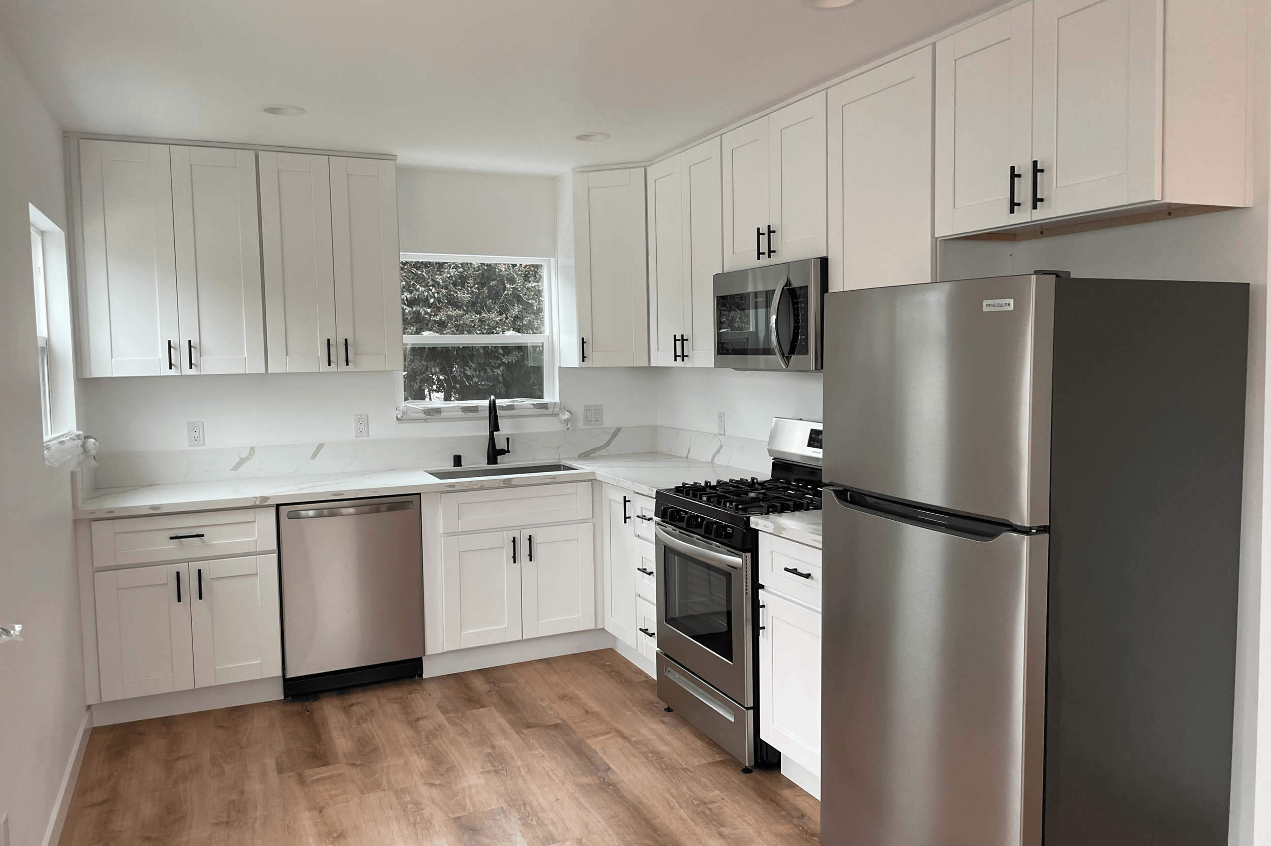 6737 thomson website Pictures (12).png