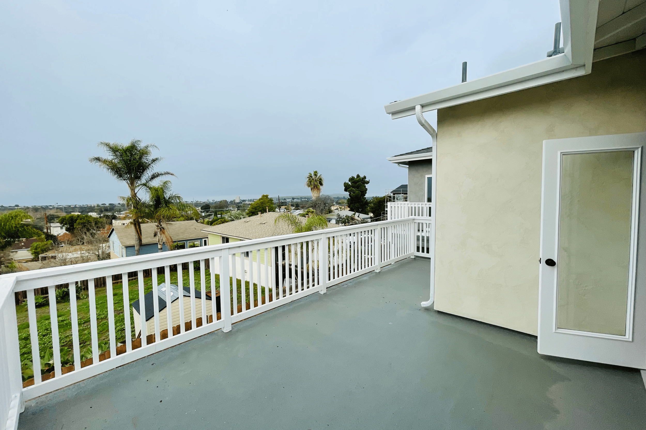 6737 thomson website Pictures (2).png