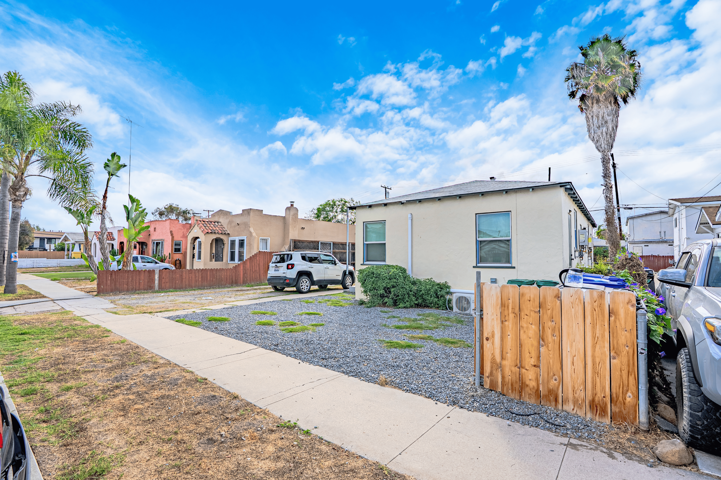 4626 32nd stwebsite Pictures (16).png