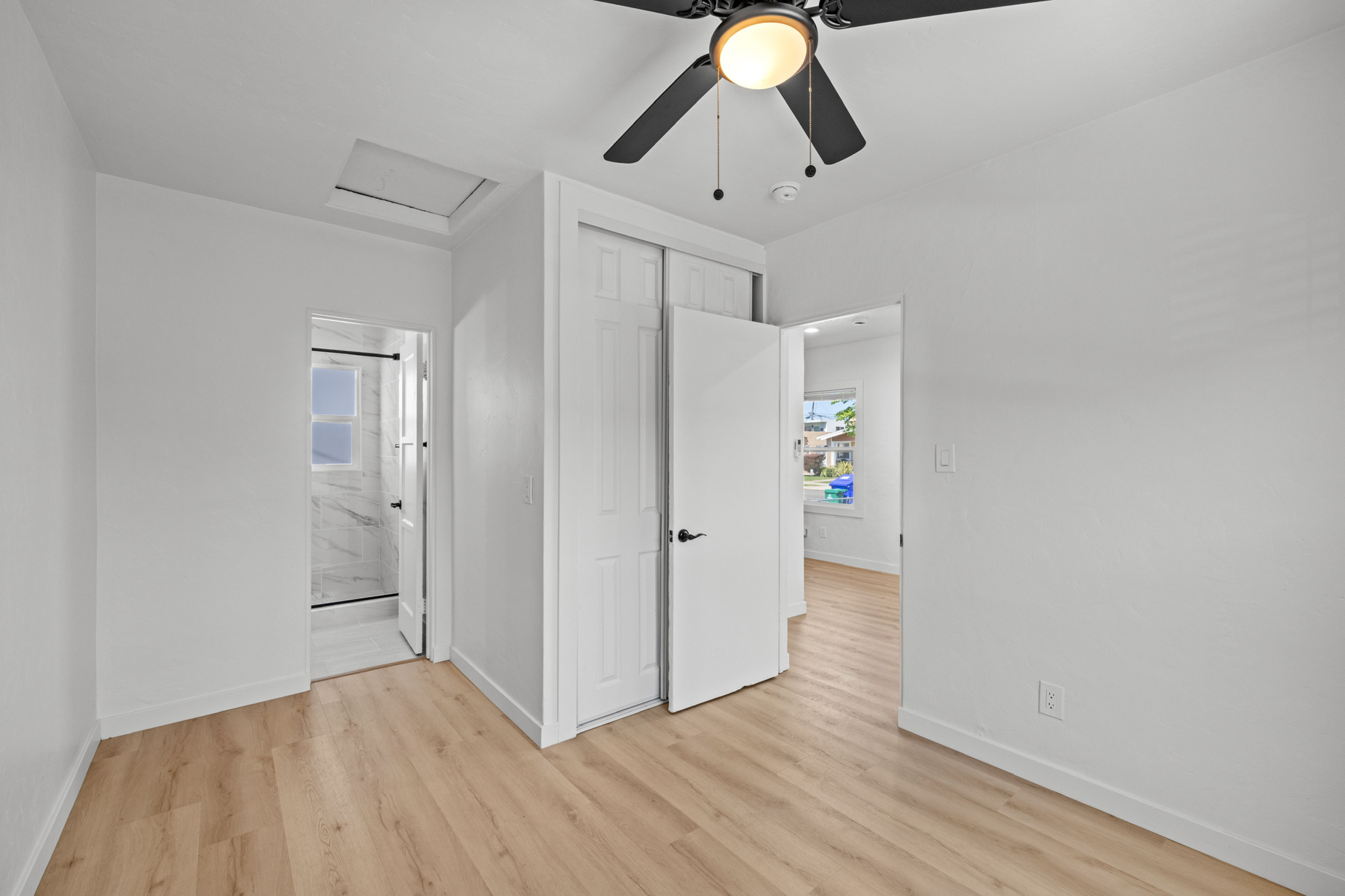 4626 32nd stwebsite Pictures (7).png