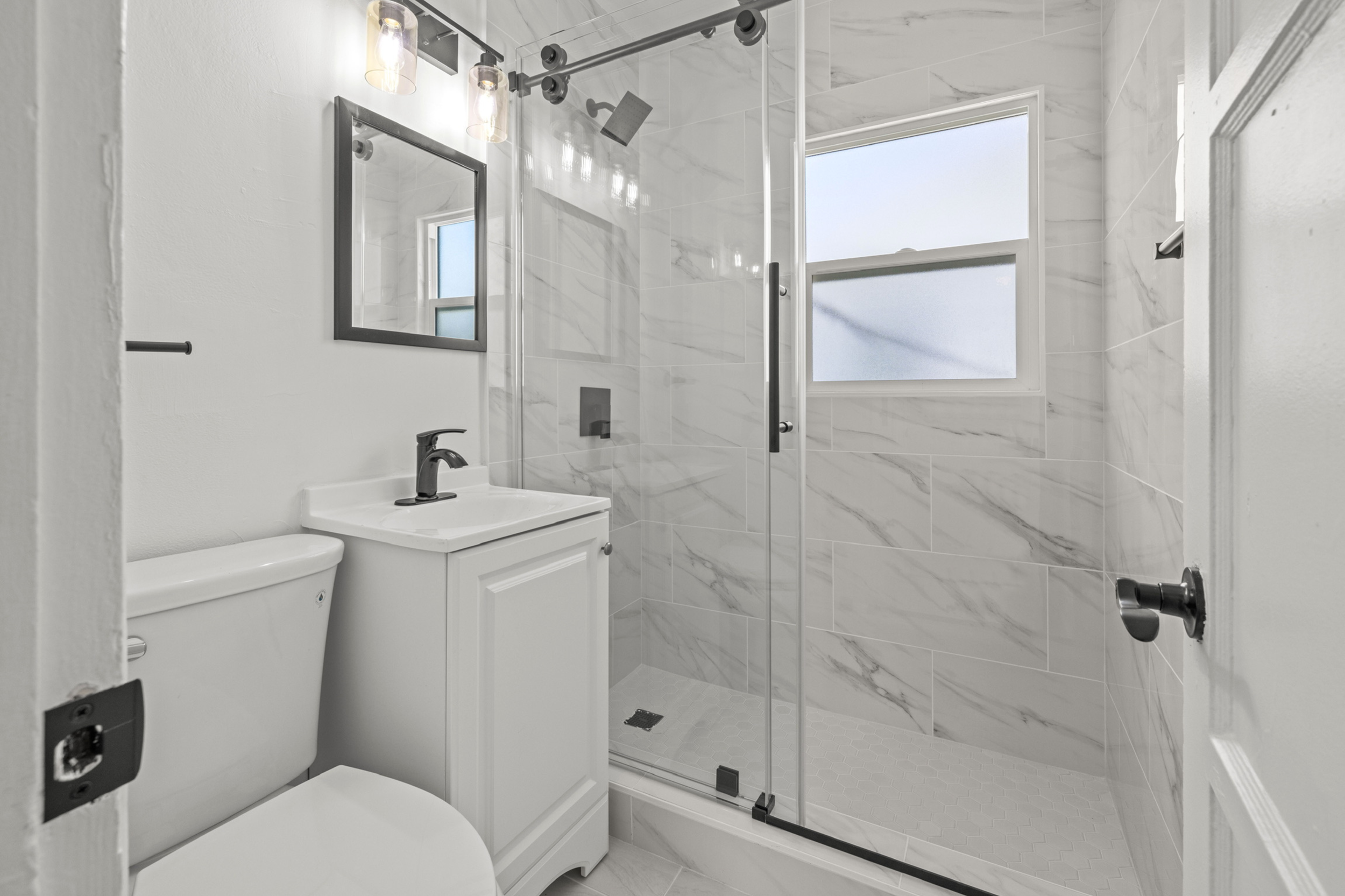 4626 32nd stwebsite Pictures (6).png