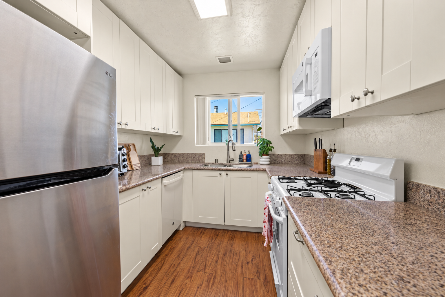 Interior Edit 4.png