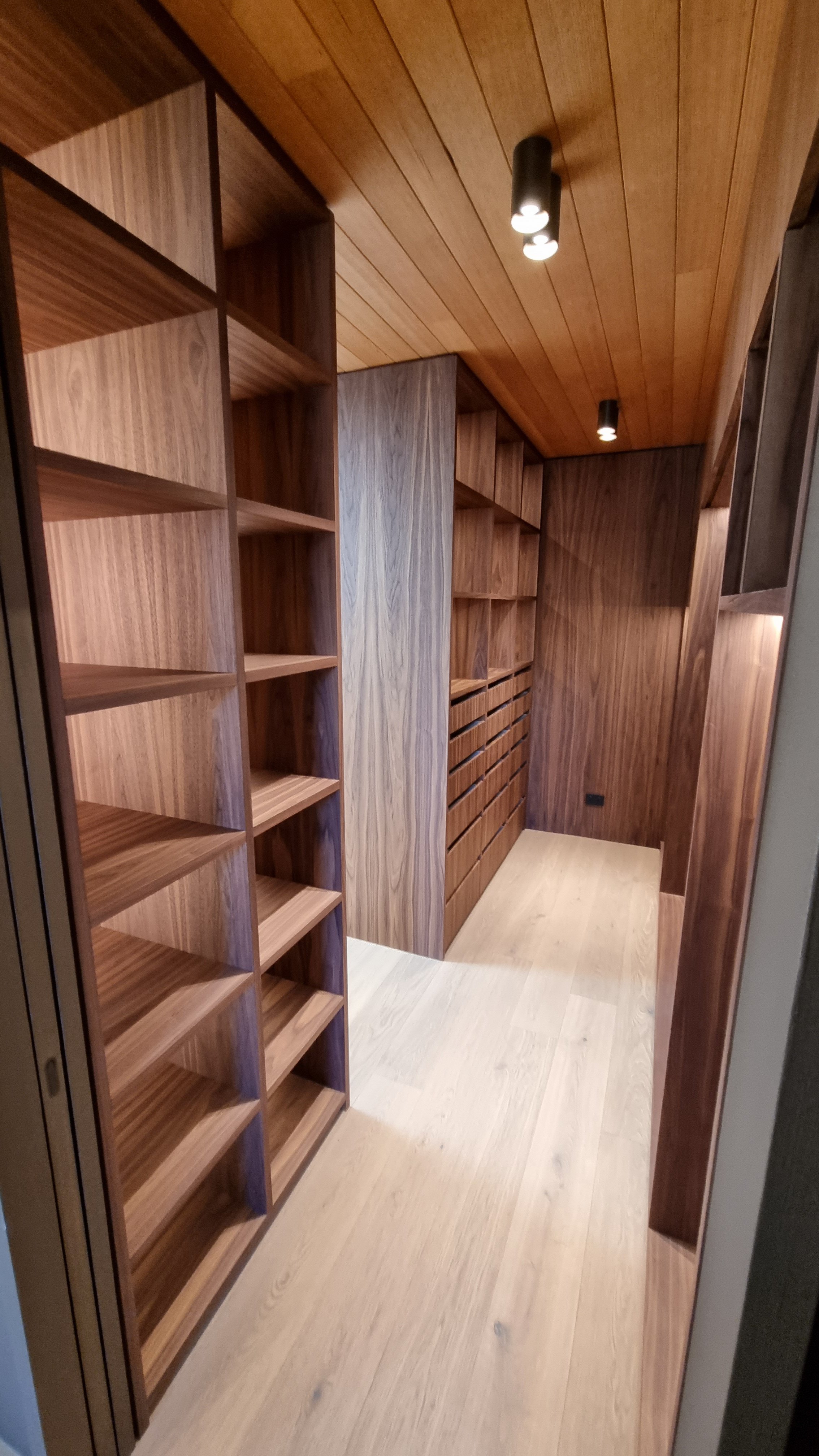 2022 Longstaff WIR 2 PB.jpg