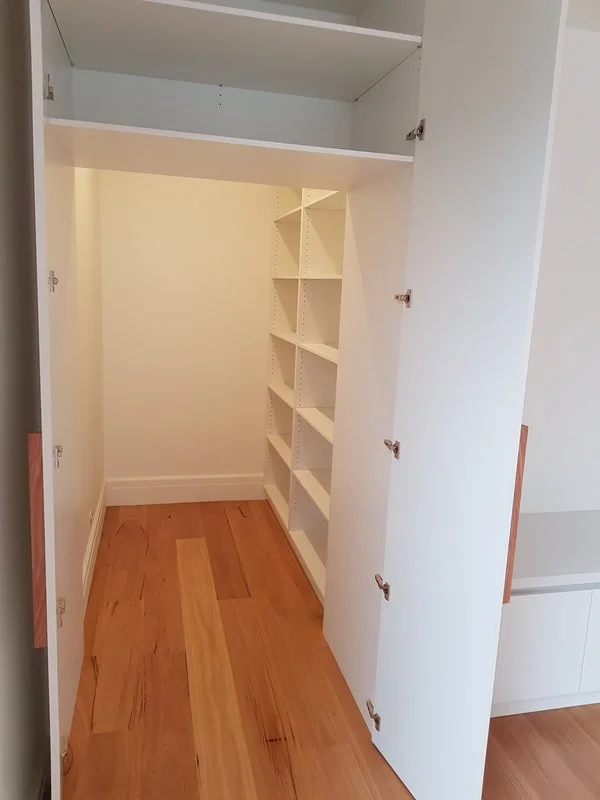 inbuilt cabinery by cabinet smith.jpeg