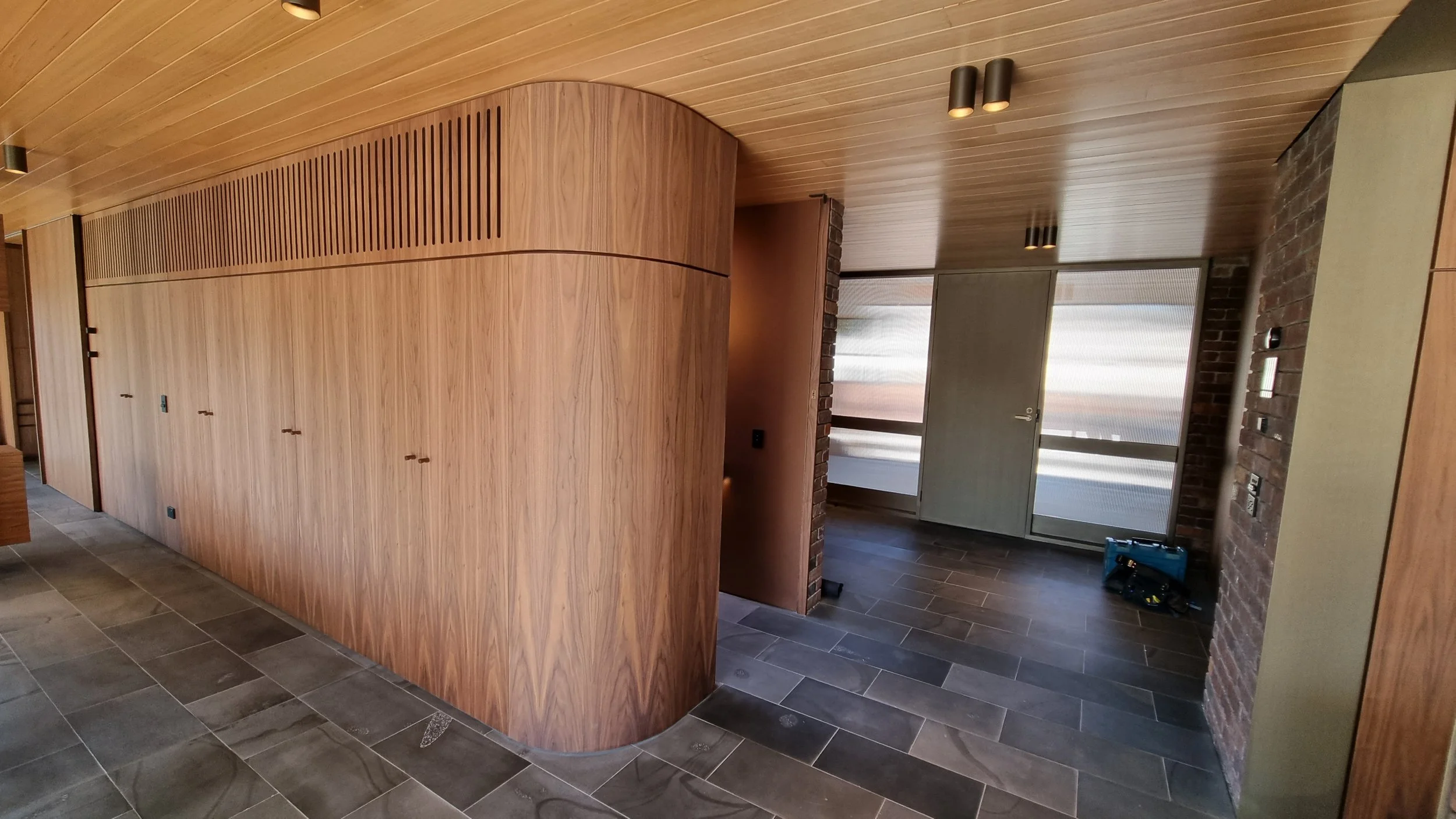 2022 Longstaff Curved panelling PB.jpg