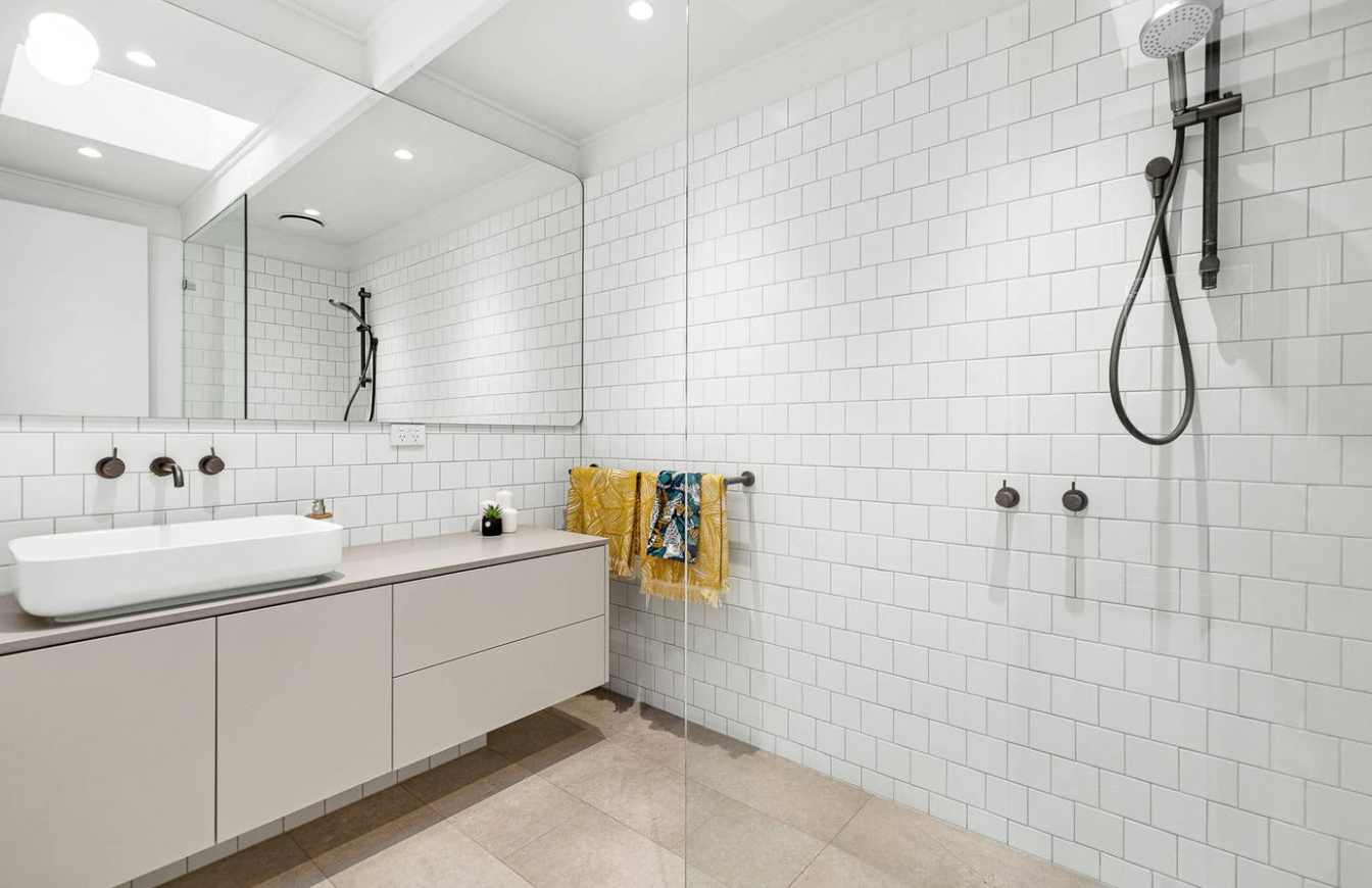 46B ROCHESTER ROAD, CANTERBURY 3.PNG