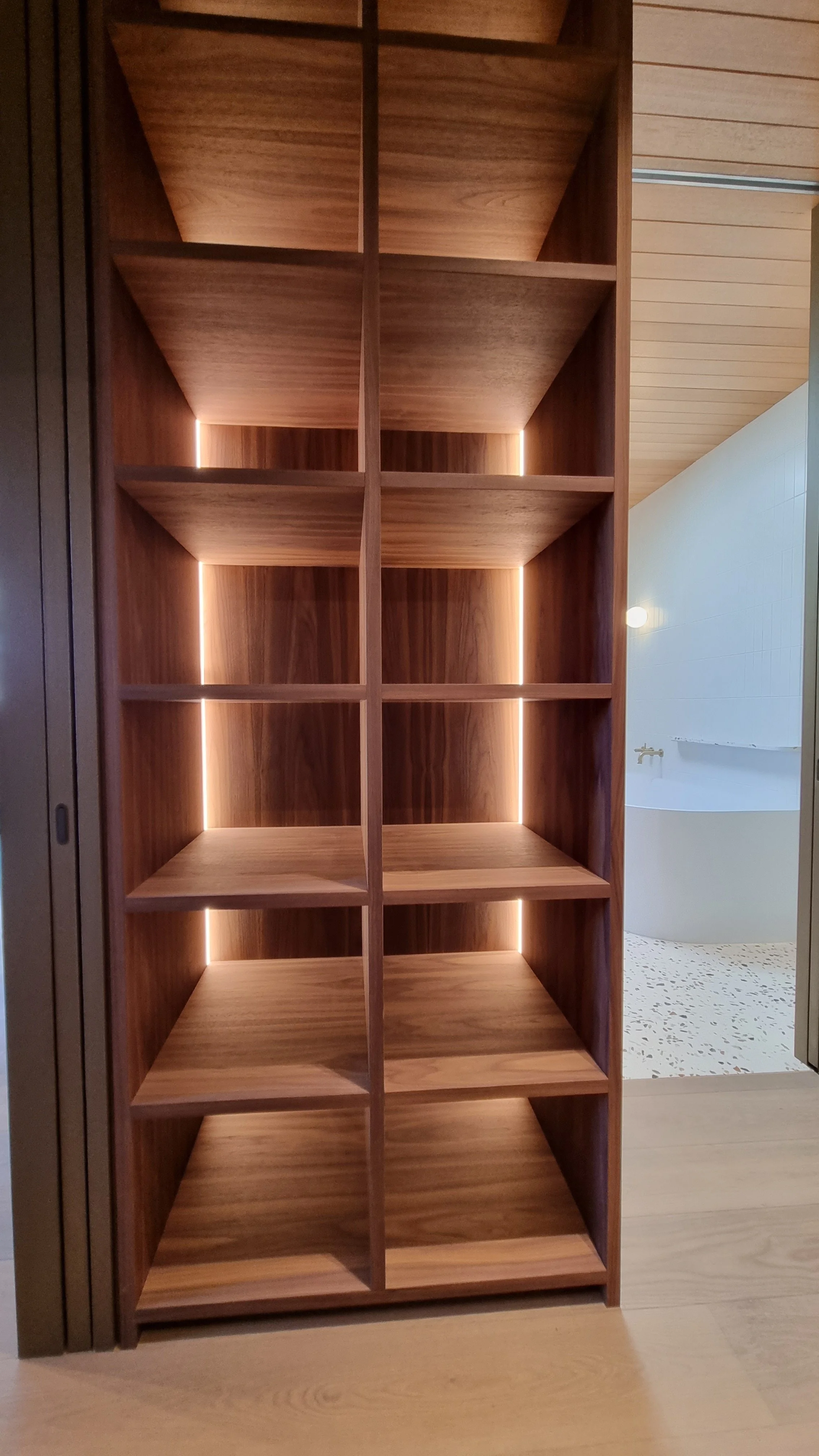 2022 Longstaff WIR 3 PB.jpg