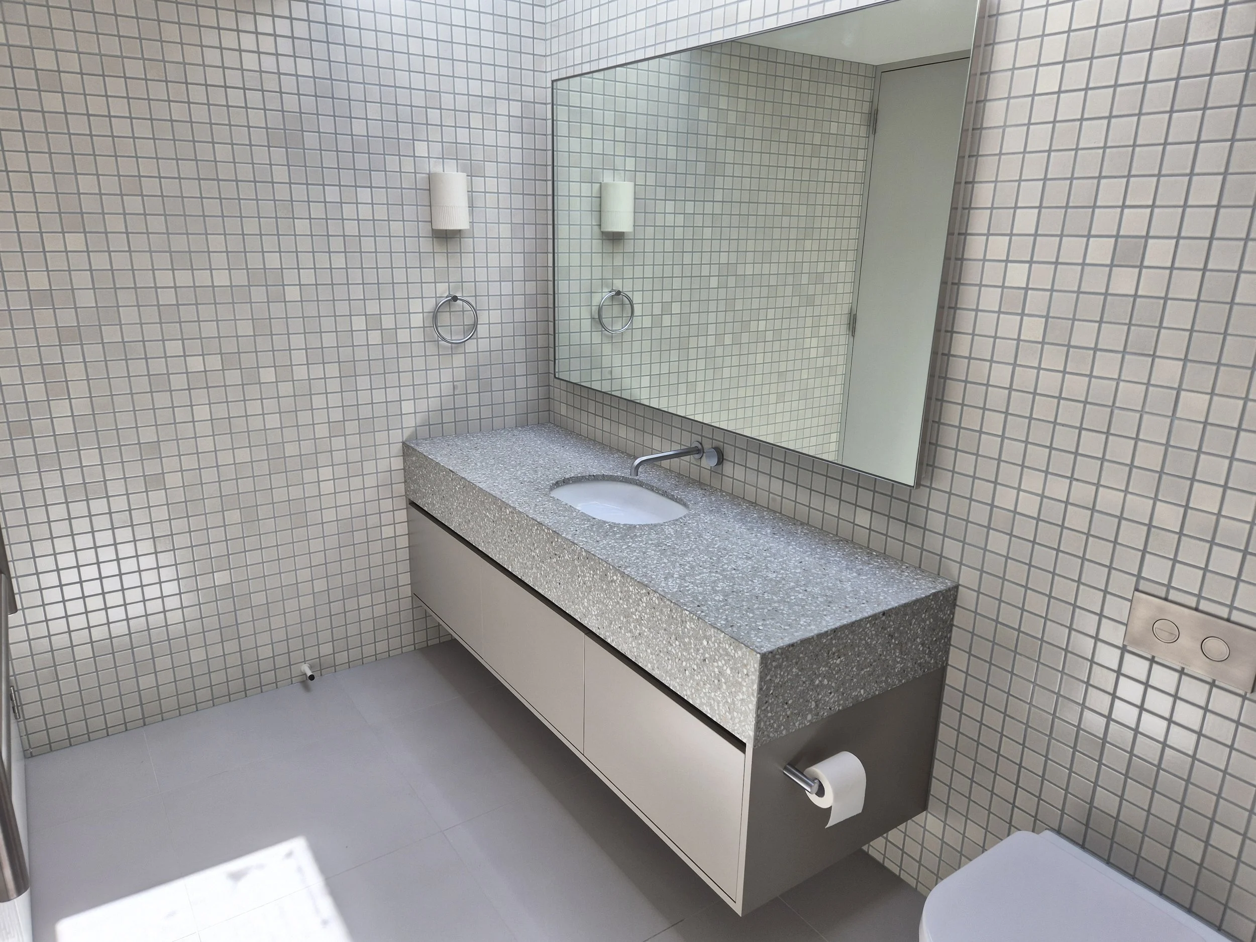 Bathroom Moonee Ponds.jpg