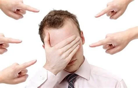 Estamos rodeados de críticos