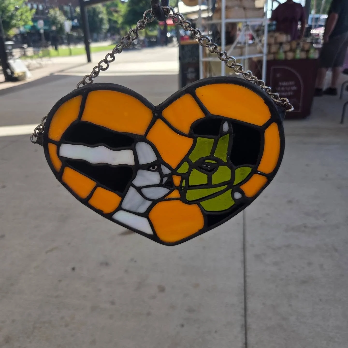 Been a bit since I did one of these. Even though it's still summer I look forward to fall and all the spooky stuff, So I figured id start now. I'll be at the market until 1pm today

#northcarolina 
#stainedglass 
#summerween 
#smallbusiness 
#hickory