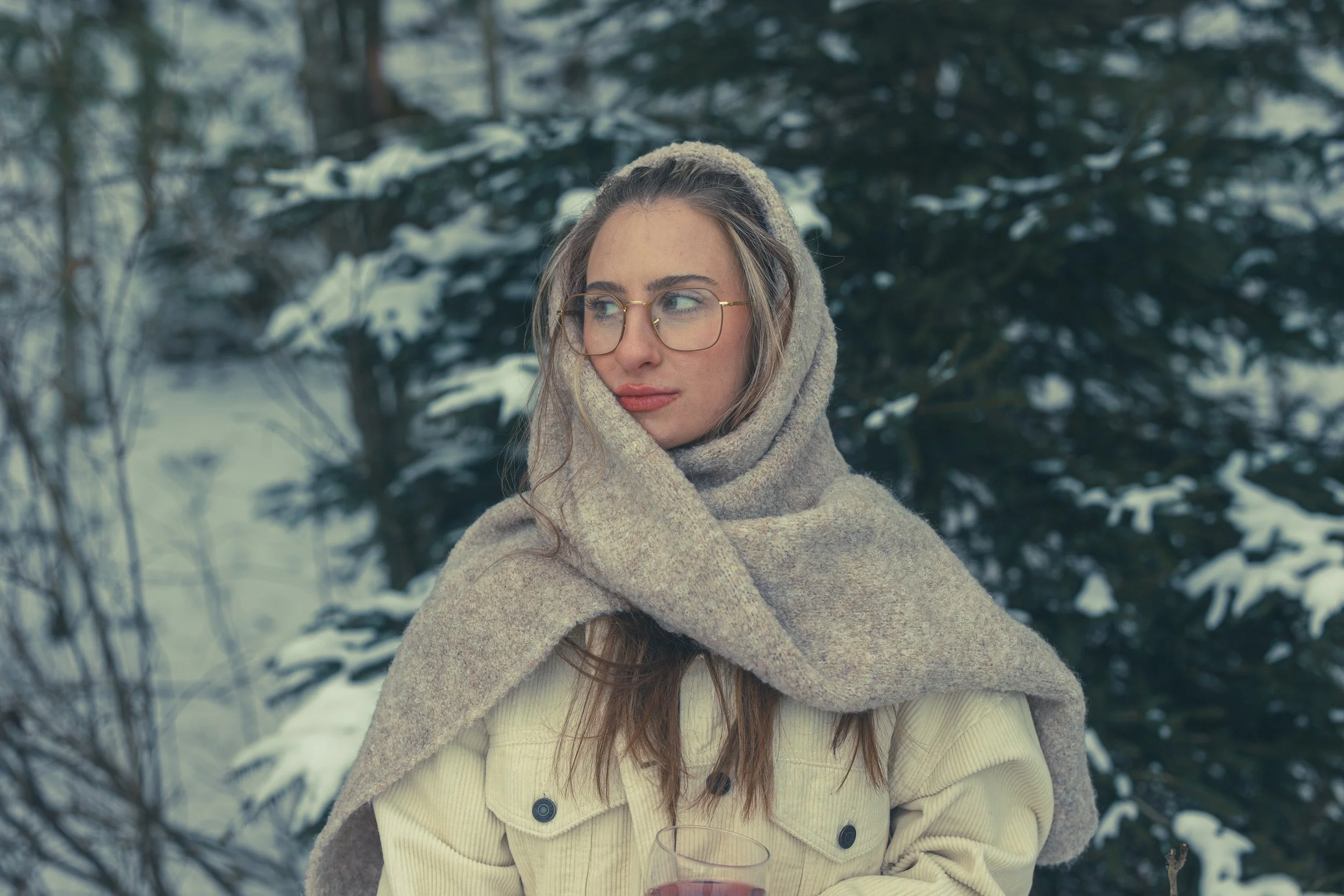 Dress to Impress: How the Right Outfit Can Make Your Photos Shine