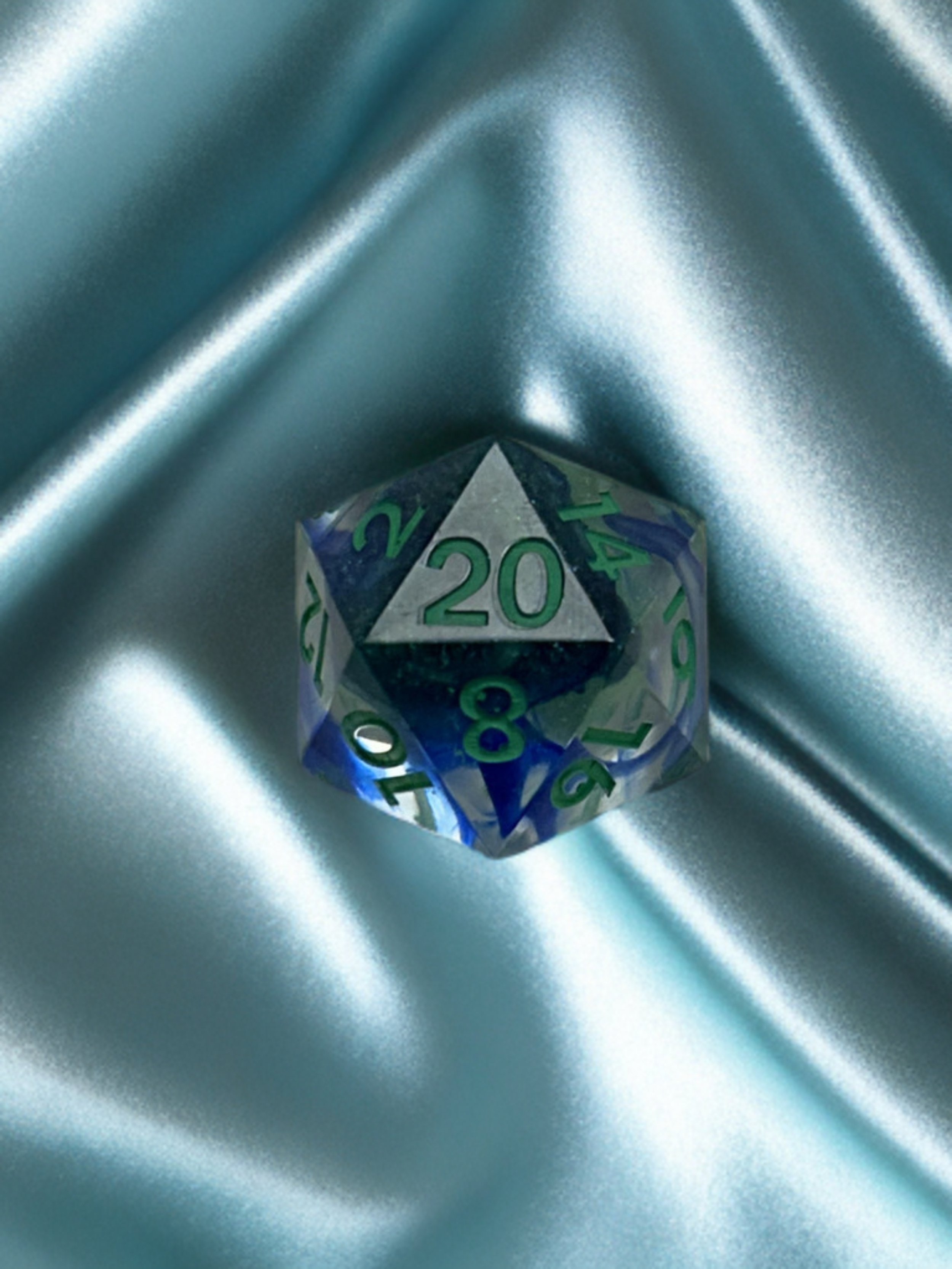 Cascade Crystals D20.jpg