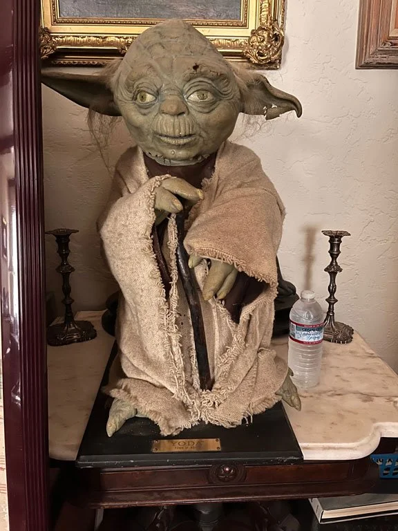 Star-Wars-Yoda Figure