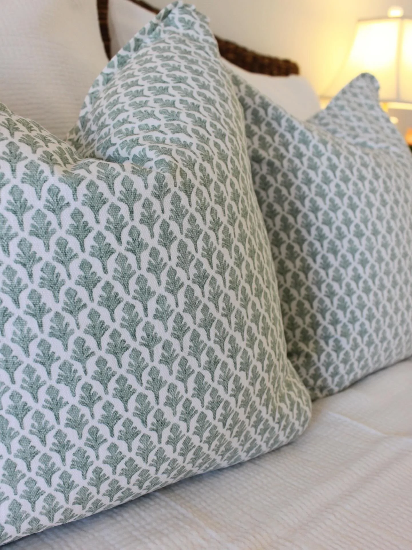 Last-minute gift idea ✨ Elevate their space with custom bedding or a room makeover&mdash;before &amp; after shown with a custom Ann Gish coverlet and pillows.