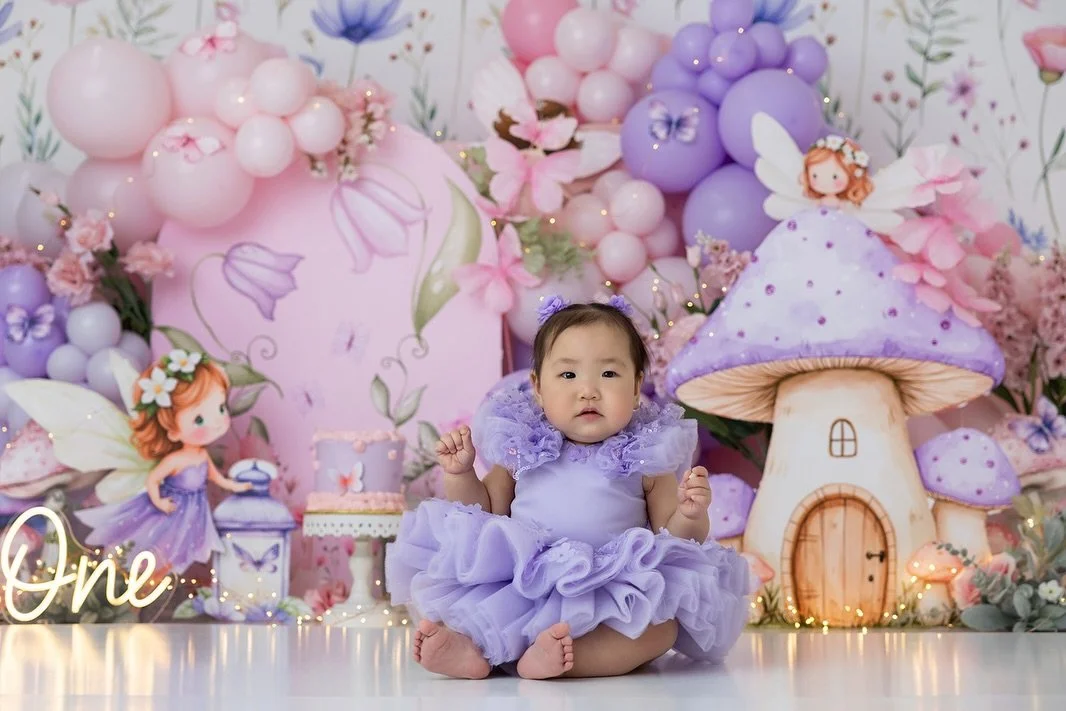 Beautiful fairy! Custom cake smash setups, outfits, cake, and all the details ready for your baby&rsquo;s big milestone.
Limited spots available.
📩 DM us or visit the link in bio to reserve.