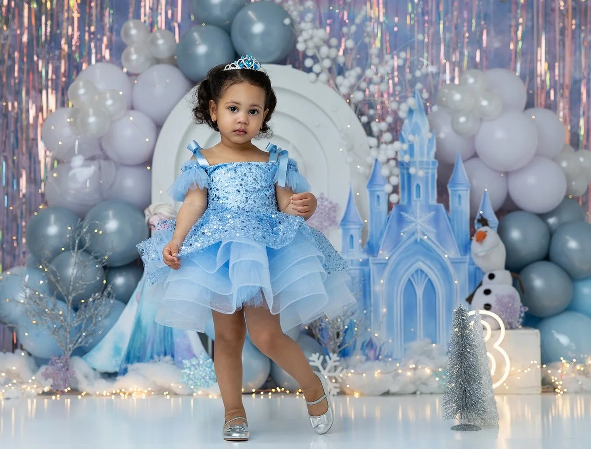 Such a cute Frozen princess ❄️🩵