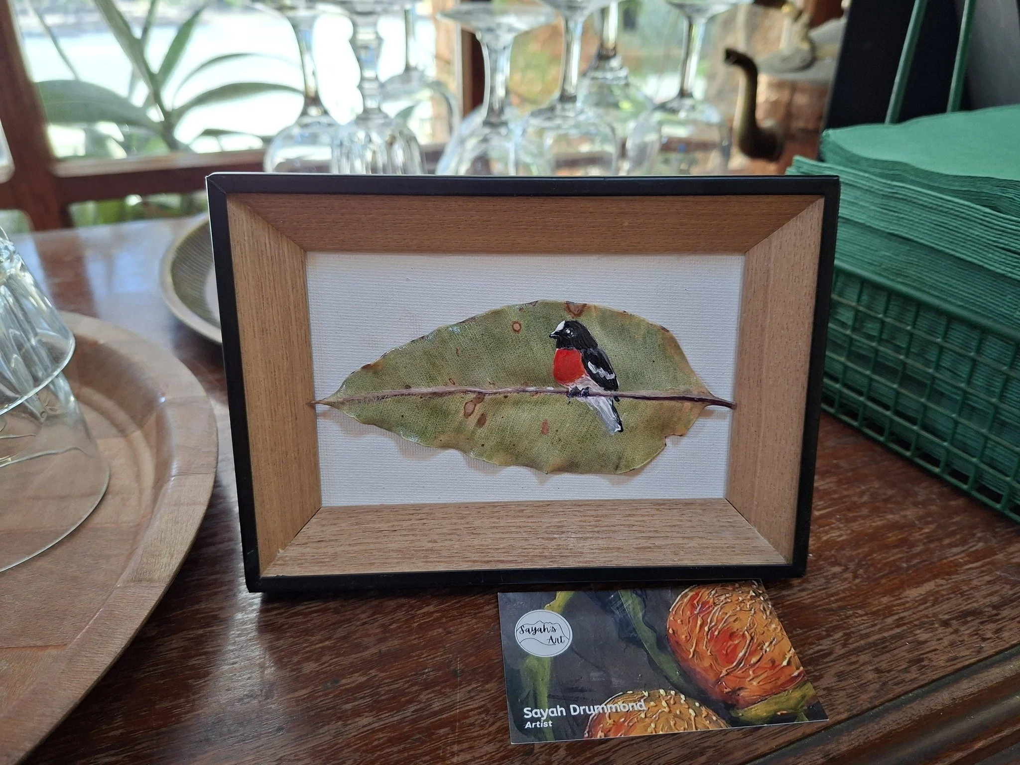 red-robin-leaf.jpg