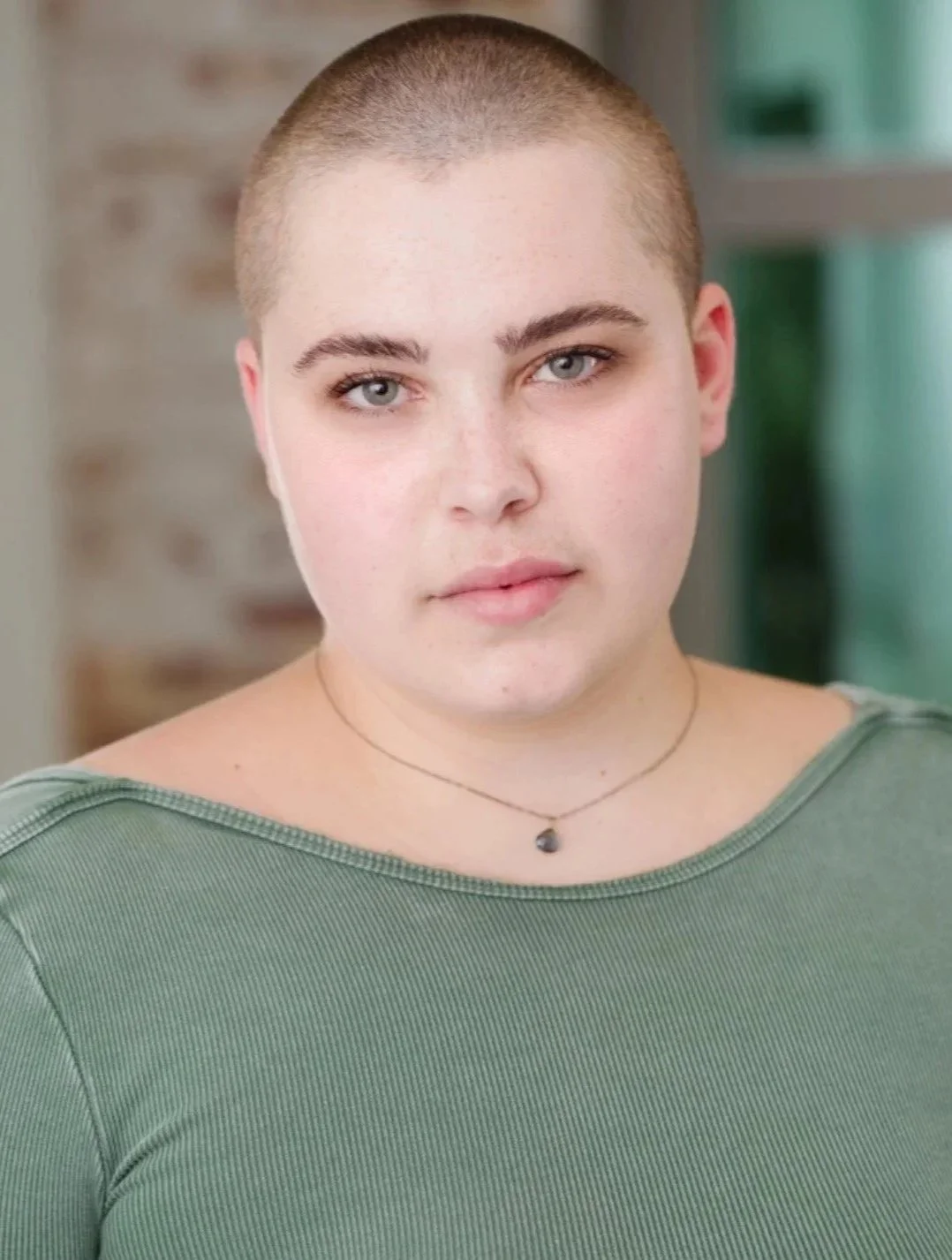 Facetune_14-11-2024-15-14-33.jpg