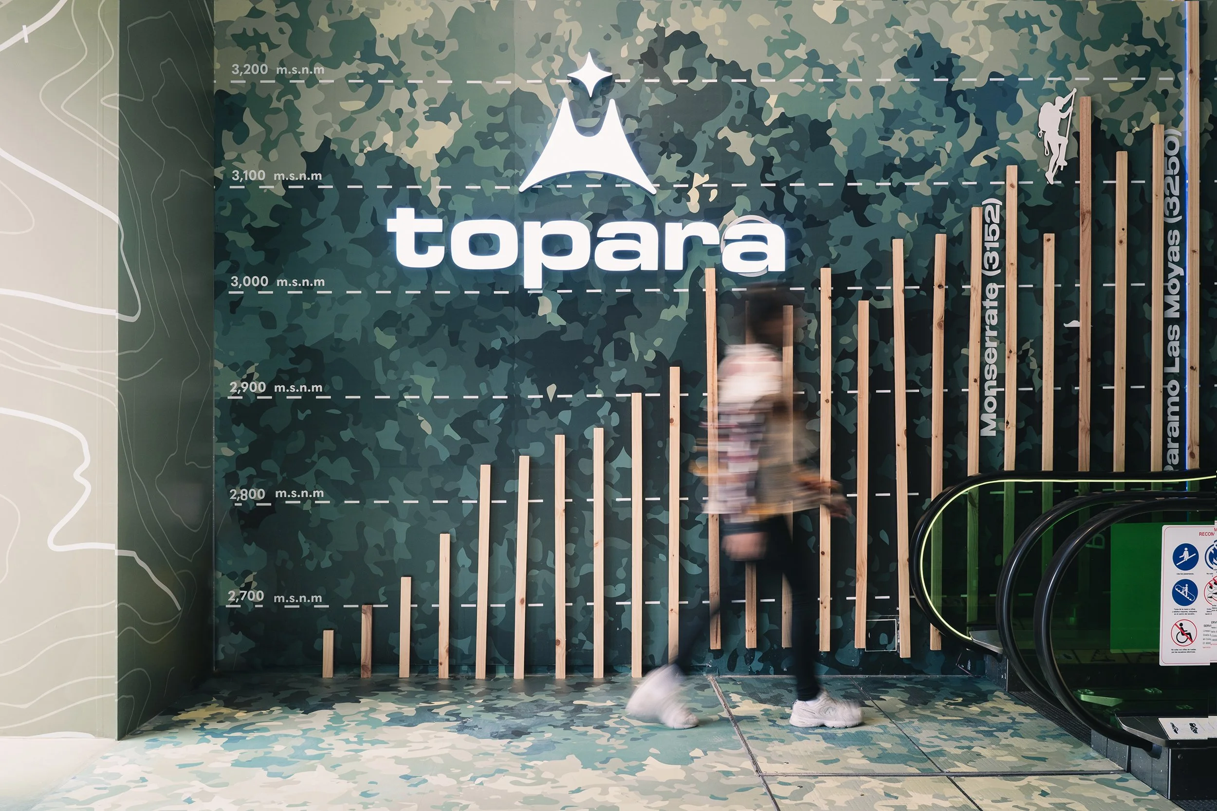 totto-topara-escalera.jpg