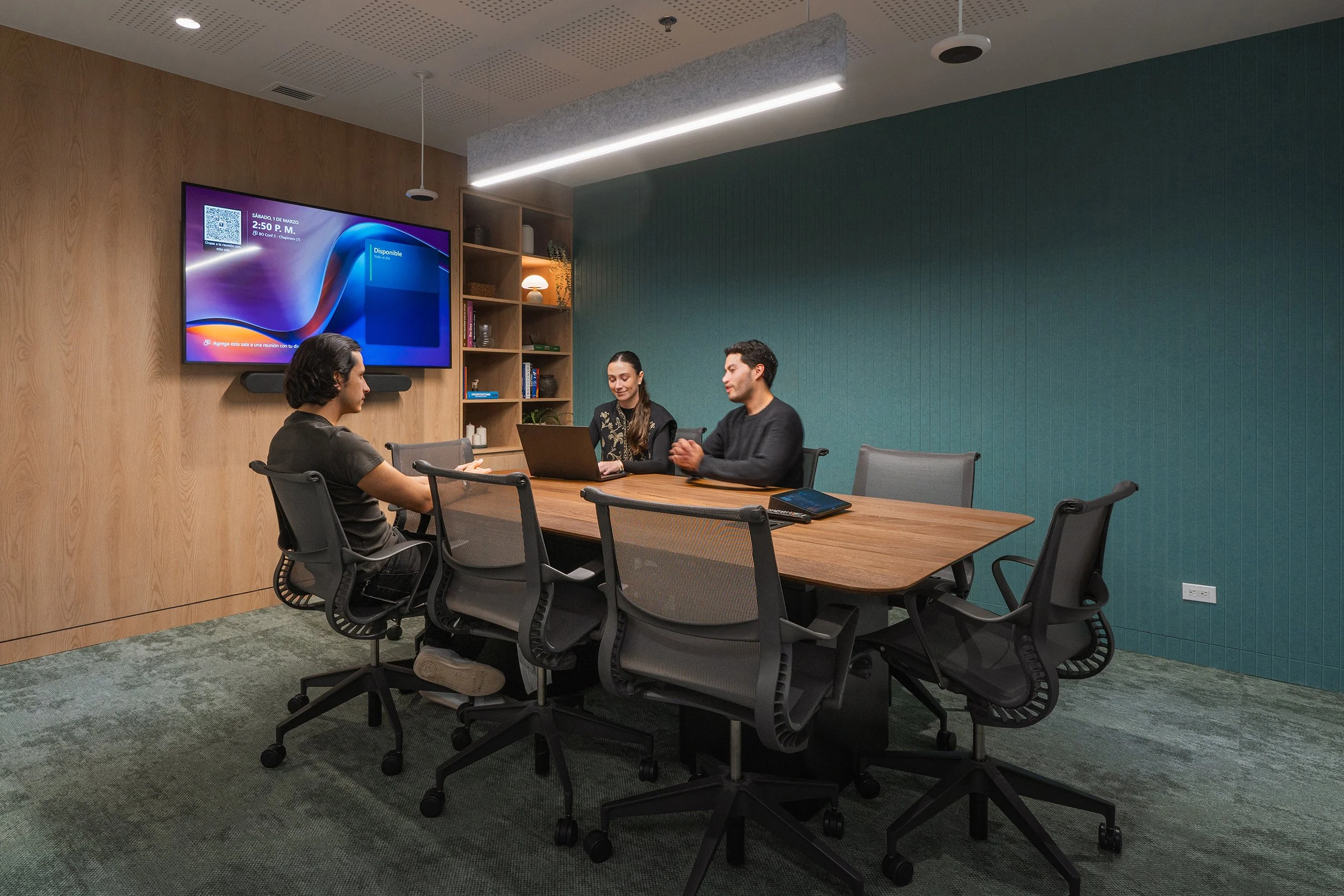 oficina-gensler-sala-juntas-b.jpg