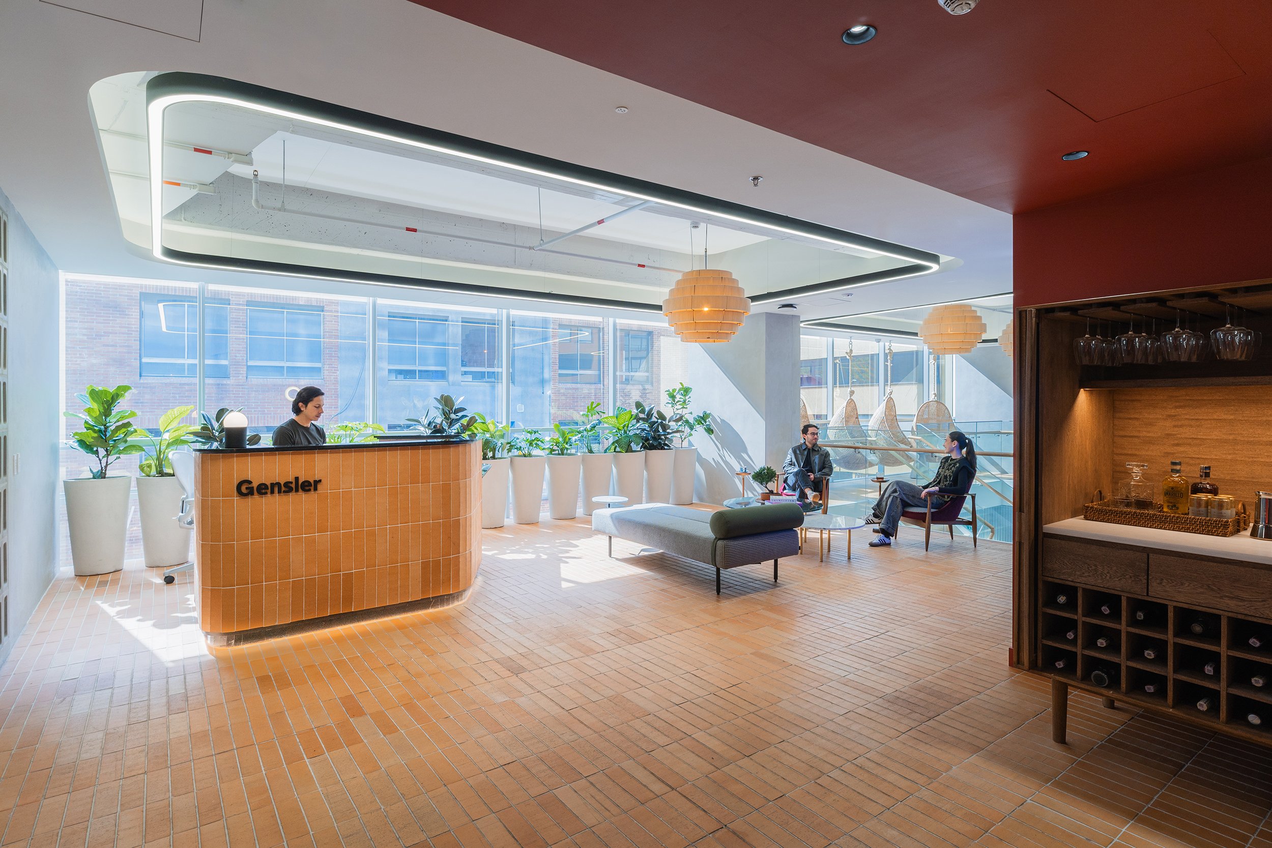 oficina-gensler-recepcion.jpg