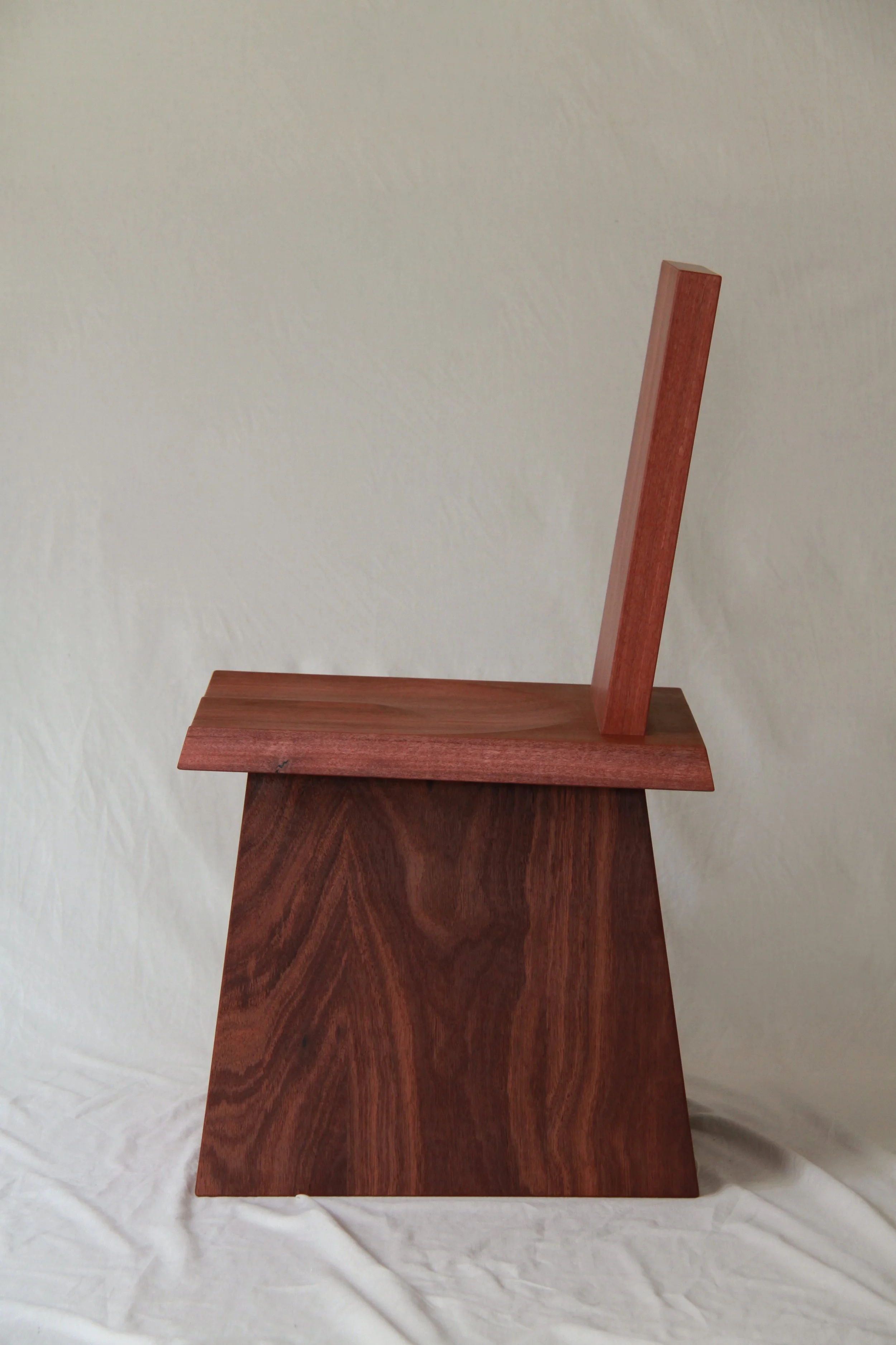 Waiting Chair without knit 1 (4).jpg