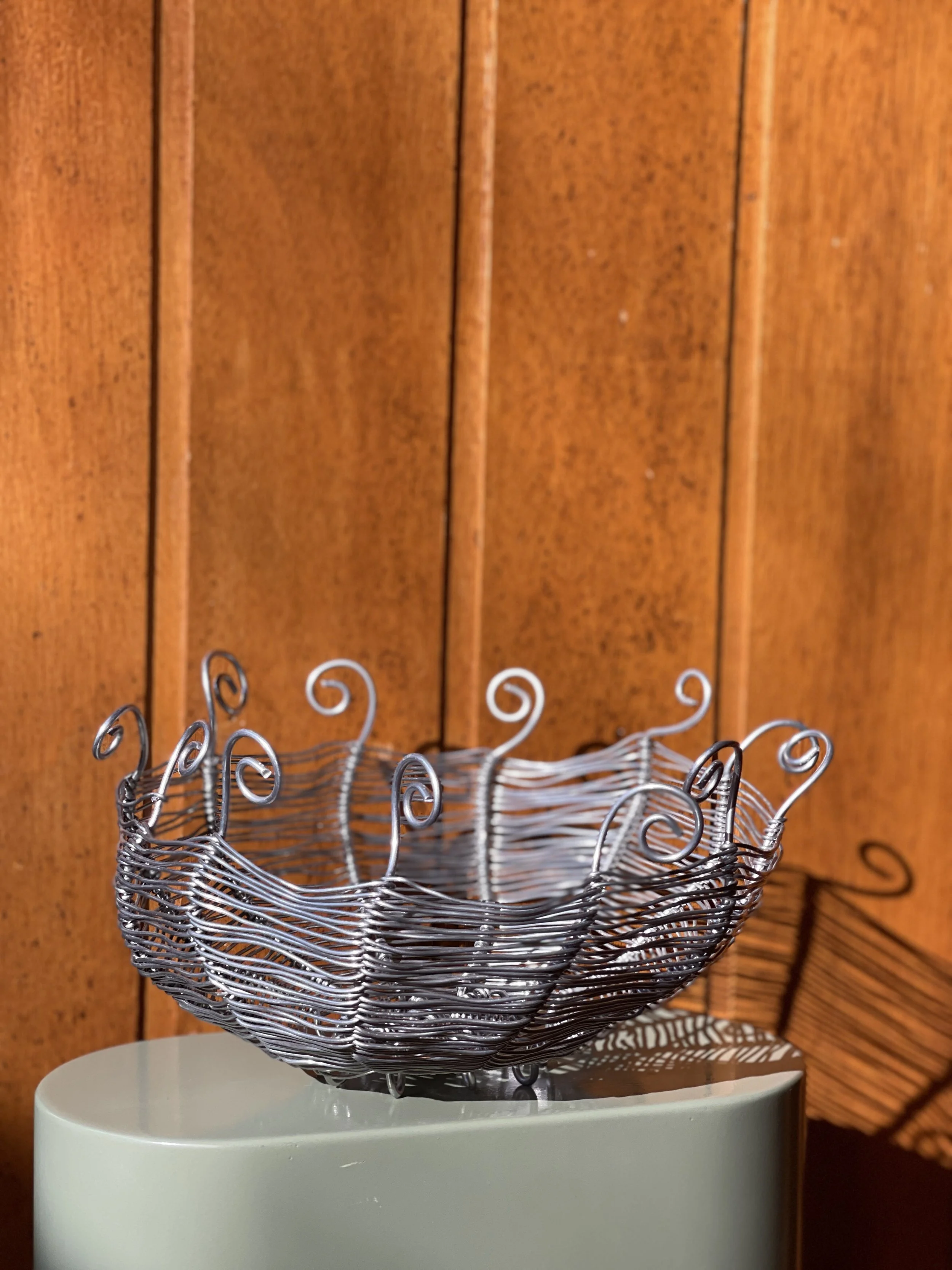 wire spiral bowl