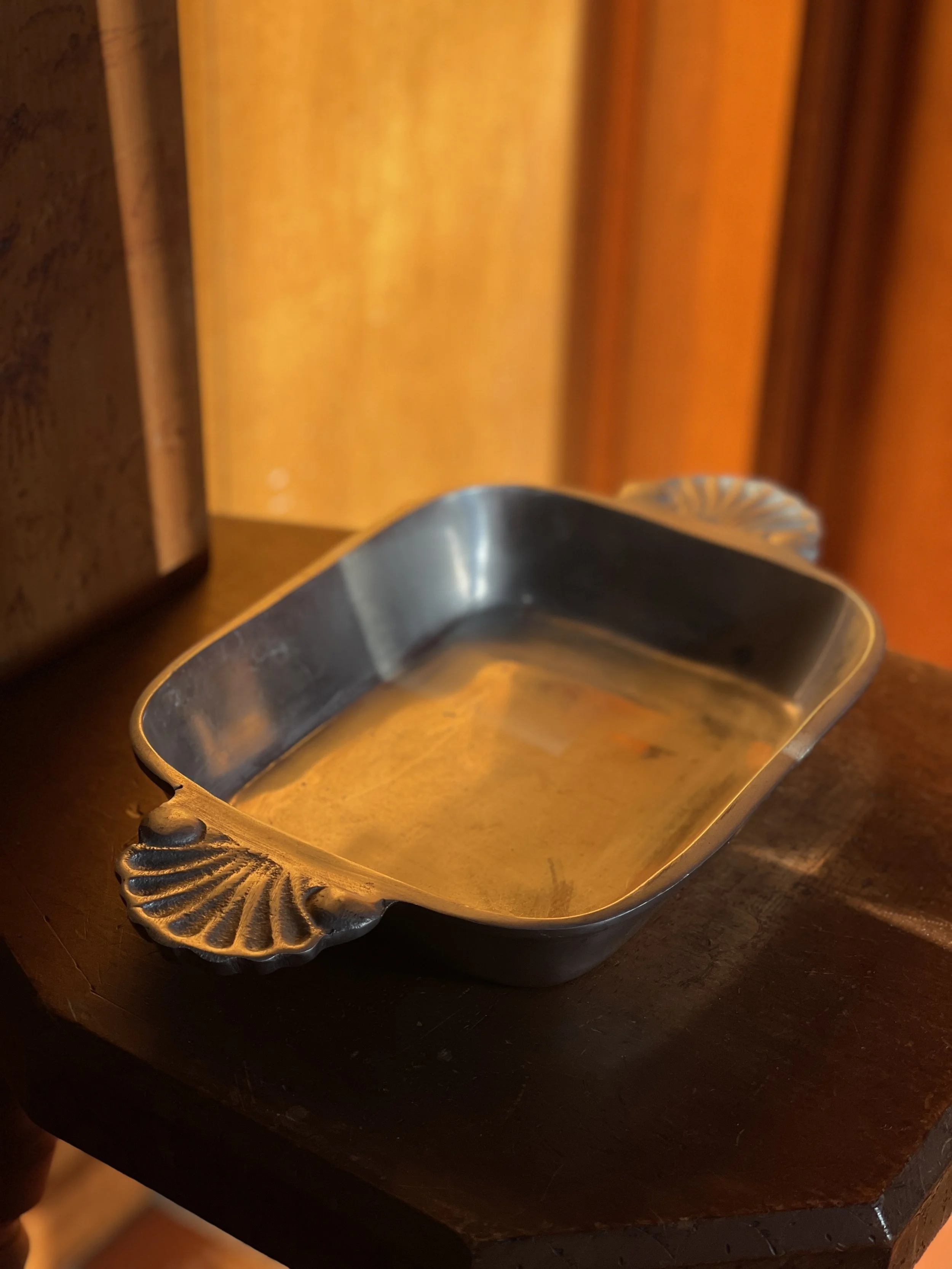 silver winged tray