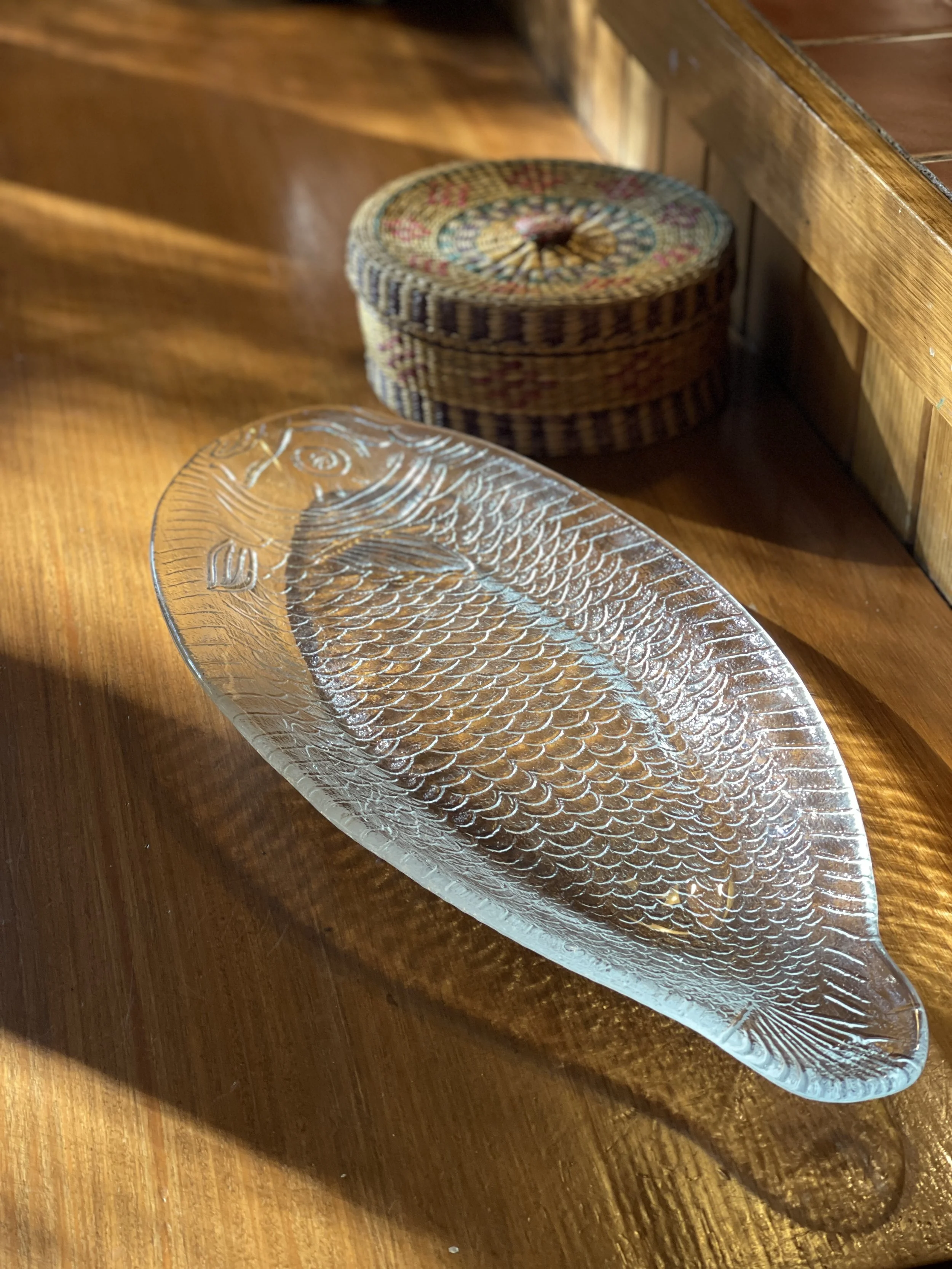 glass fish platter 02