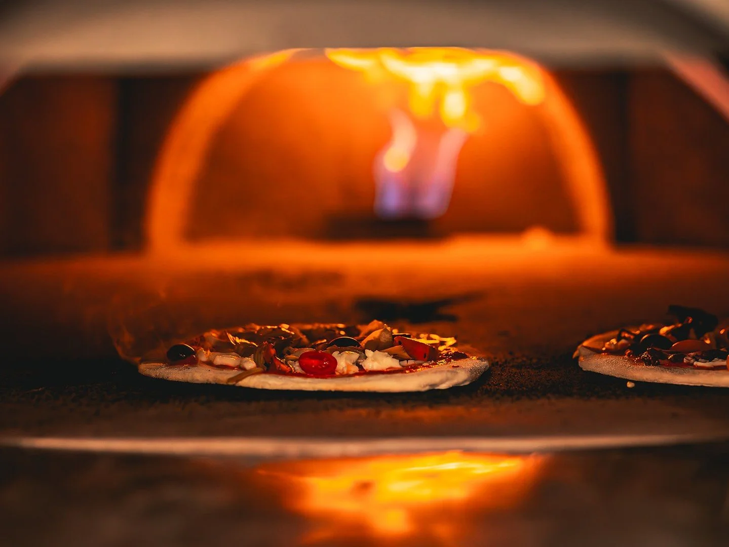 Straight from the oven, straight to your table. Join us at The Beaumont this weekend. πβ 
P.S. We do $13 pizzas during Margherita Hour — Wednesday to Sunday, 5–7pm. ππΈ
