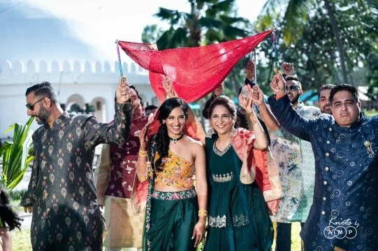 Destination-Wedding-in-Southern-Palms-Kenya-44-of-237.jpg-nggid0516663-ngg0dyn-0x360-00f0w010c010r110f110r010t010.jpg