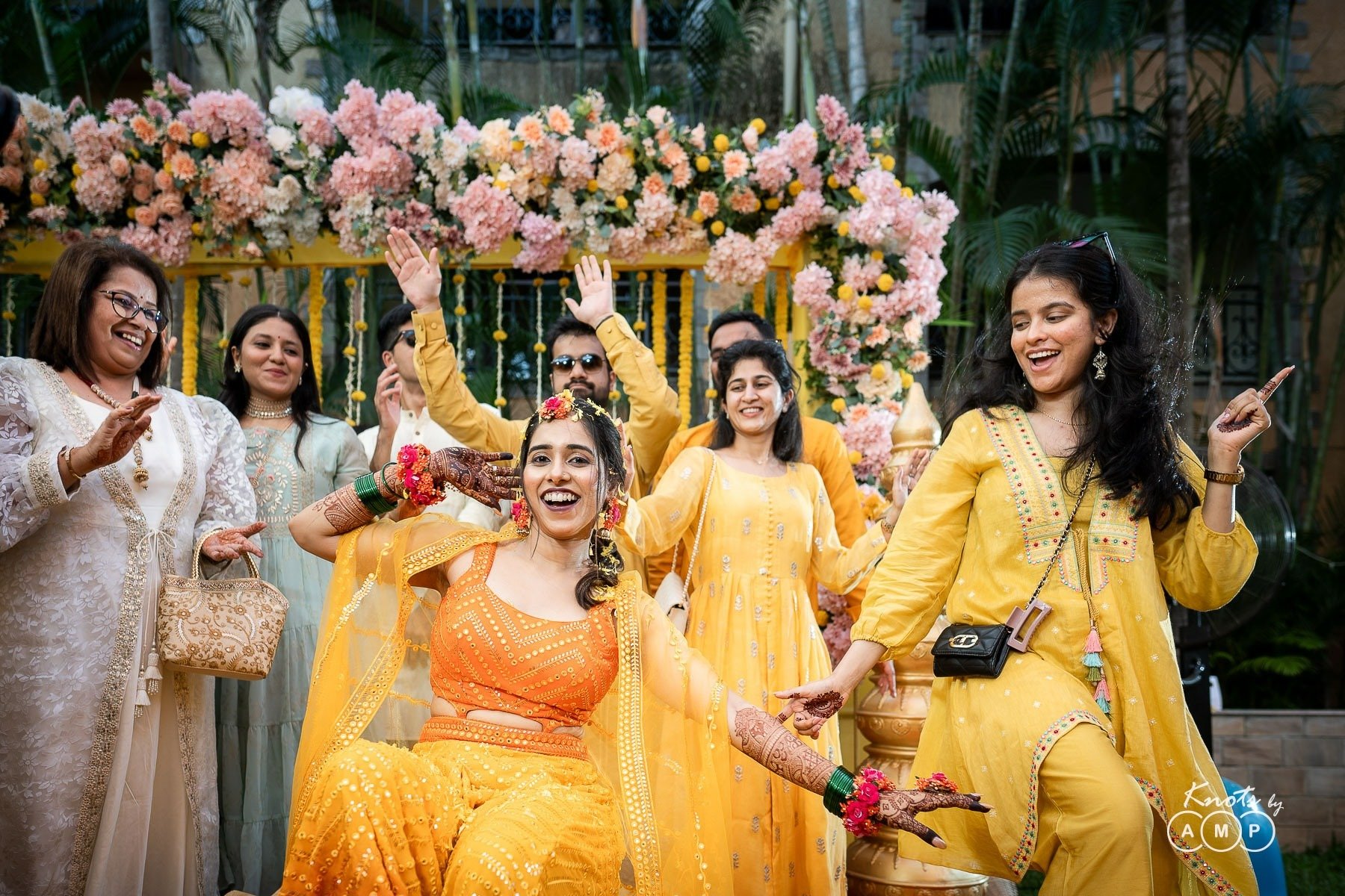 Wedding-at-Discover-Resorts-Karjat-42.JPG-nggid0520954-ngg0dyn-0x1200-00f0w010c010r110f110r010t010.jpeg