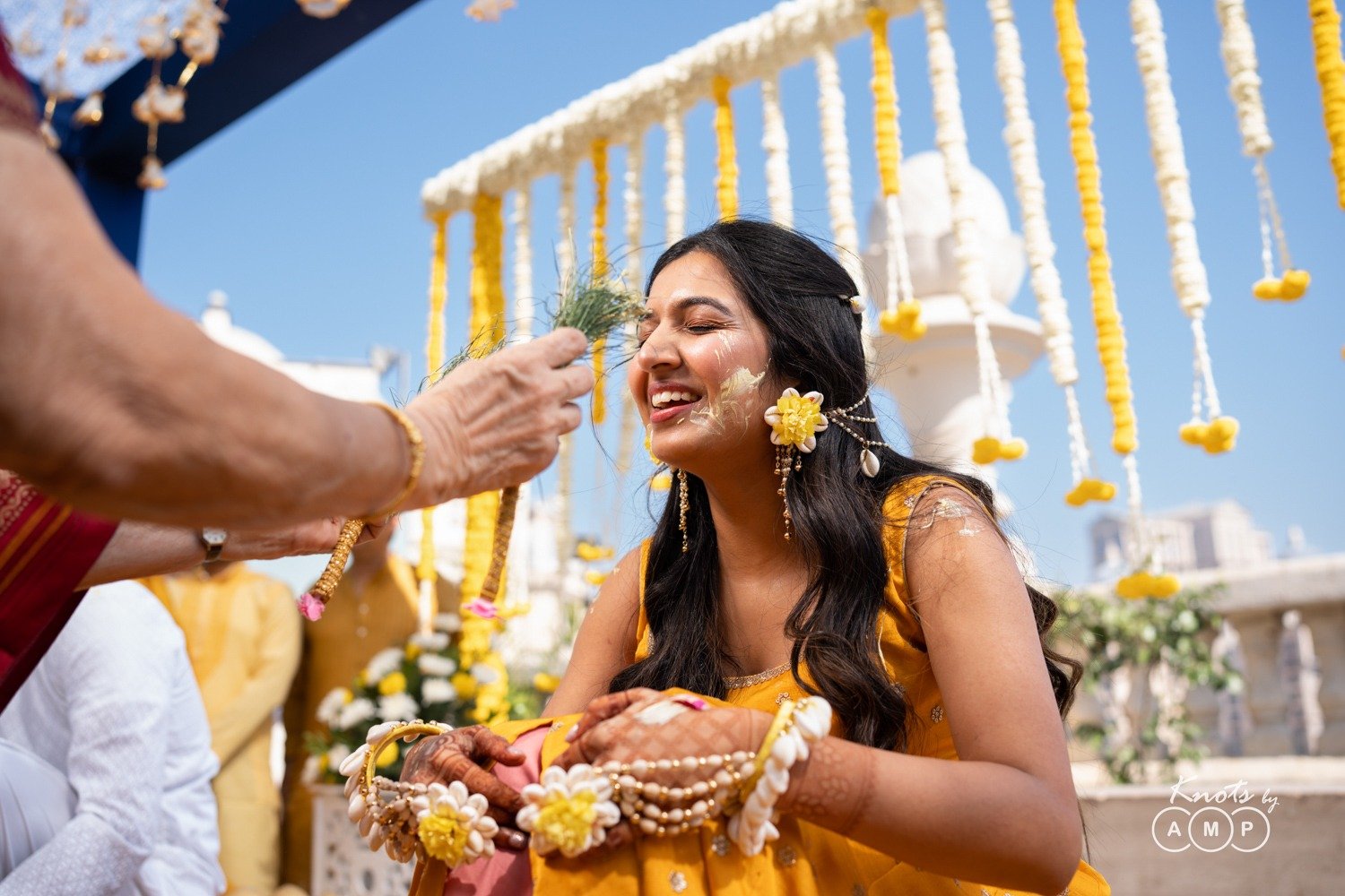 Maharashtrian-Wedding-at-Jal-Vihar-IIT-Bombay-5-of-33.jpeg