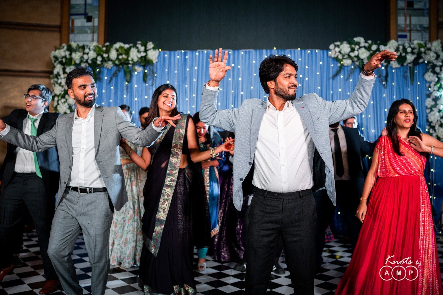 Maharashtrian-Wedding-at-Jal-Vihar-IIT-Bombay-17-of-32.jpeg