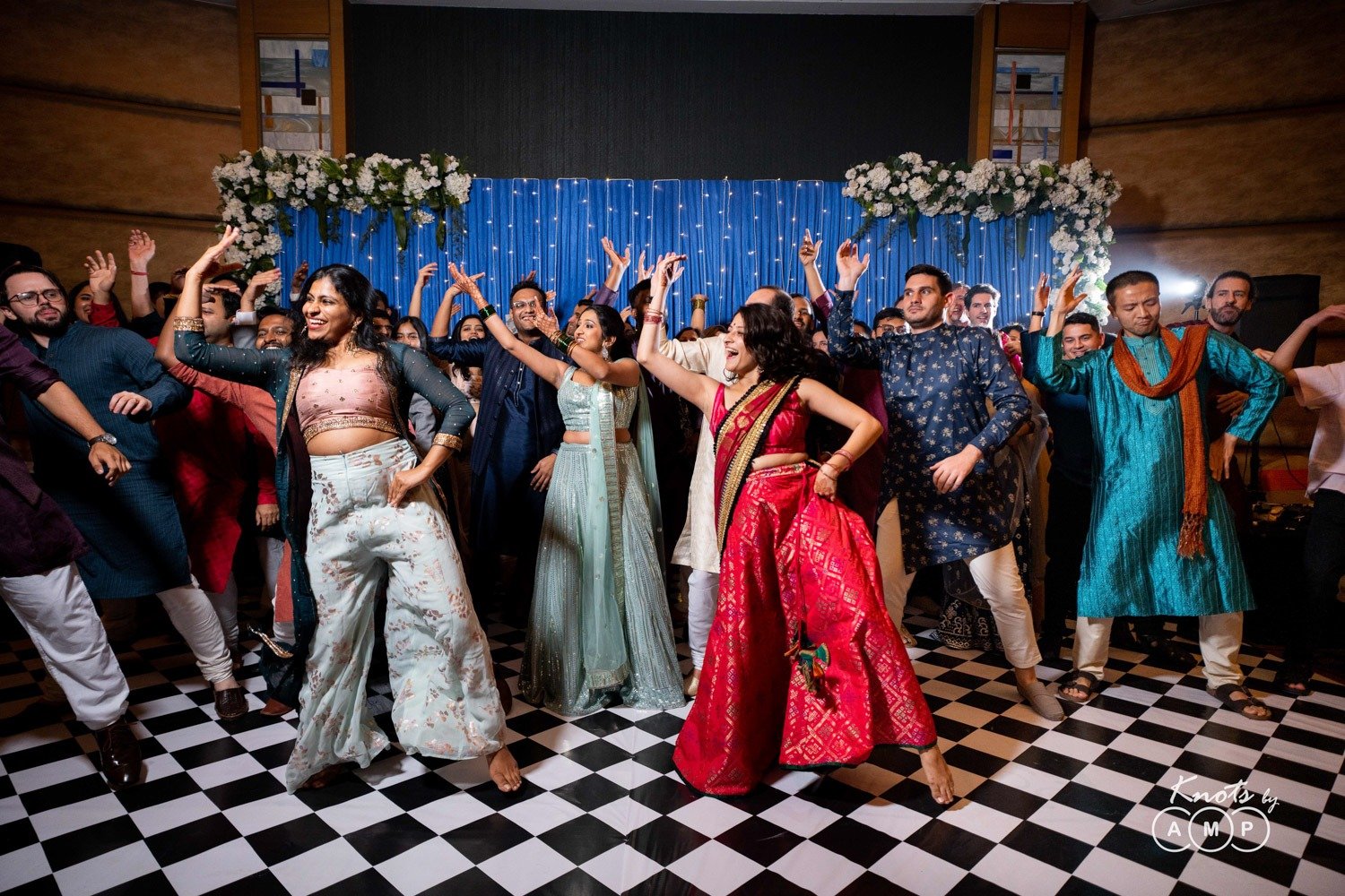 Maharashtrian-Wedding-at-Jal-Vihar-IIT-Bombay-26-of-32.jpeg