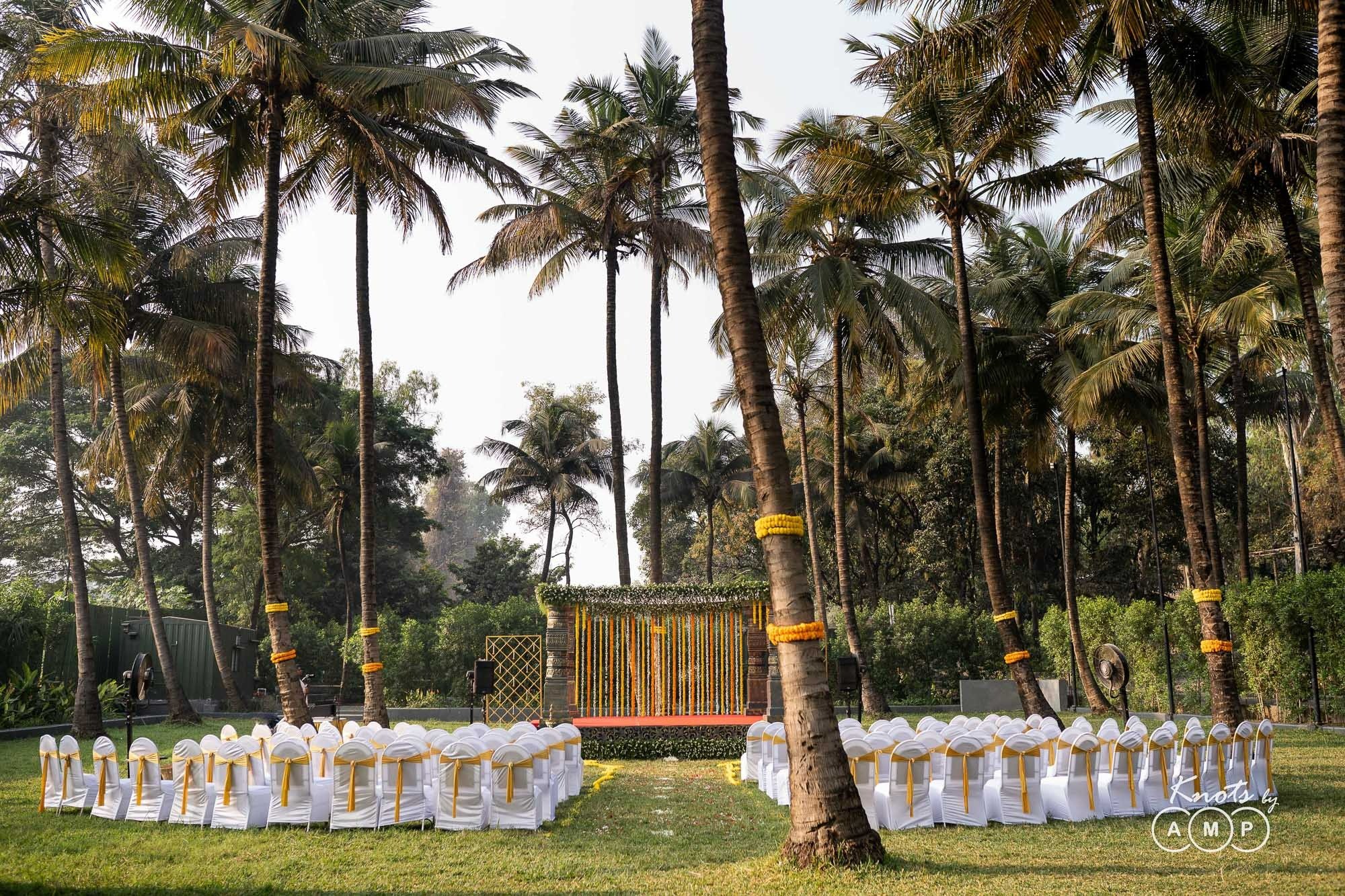 Maharashtrian-Telugu-Wedding-at-Pandit-Farms-Pune-29-of-135.jpeg