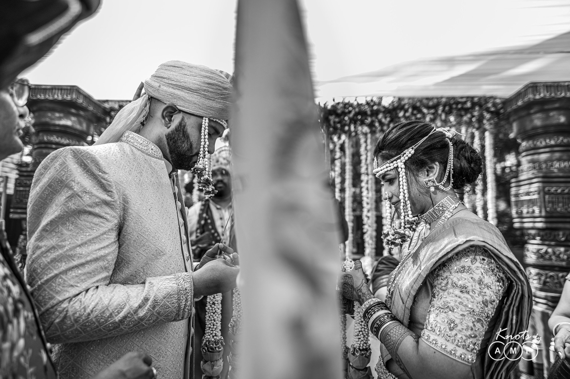 Maharashtrian-Telugu-Wedding-at-Pandit-Farms-Pune-63-of-135.jpeg