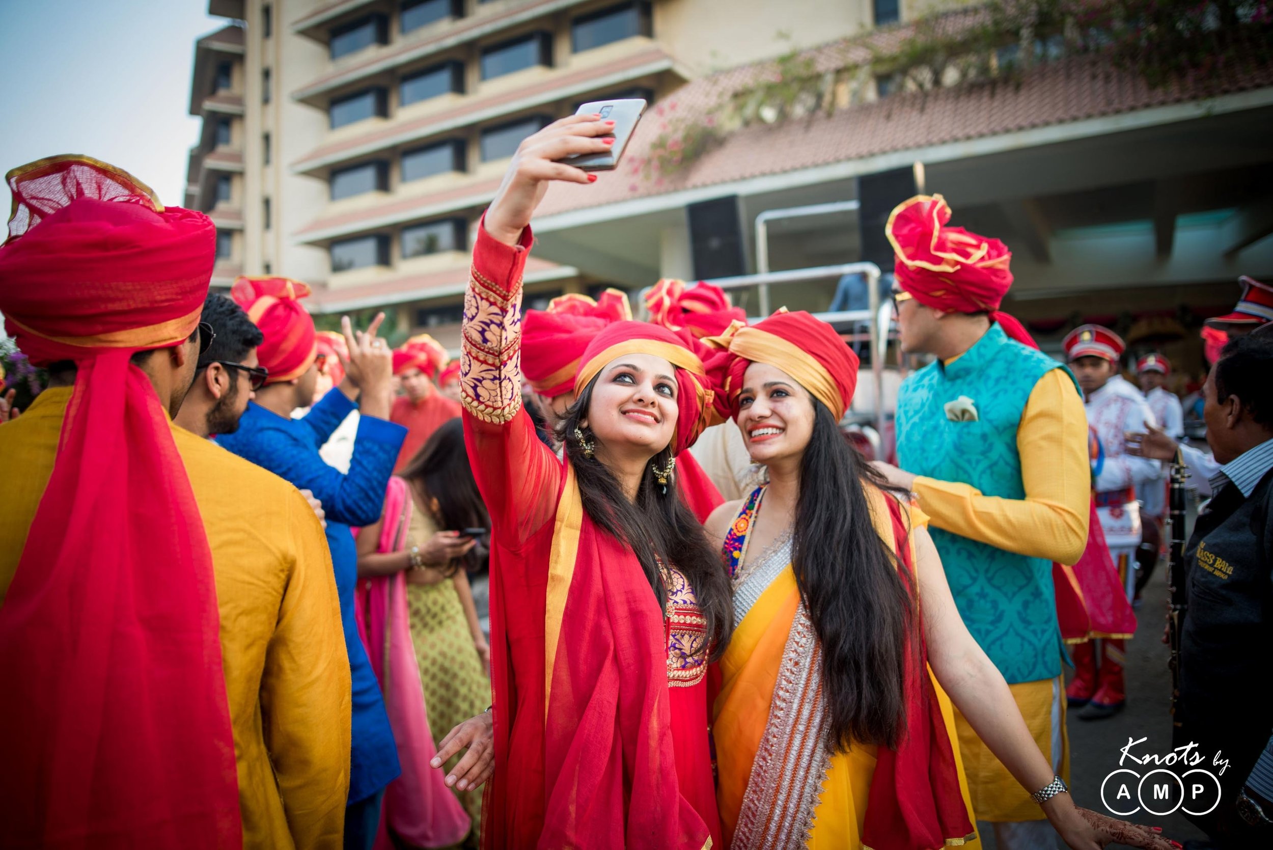 Gujarati-Marwari-Wedding-at-The-Retreat-Madh-Island-4-6.jpeg