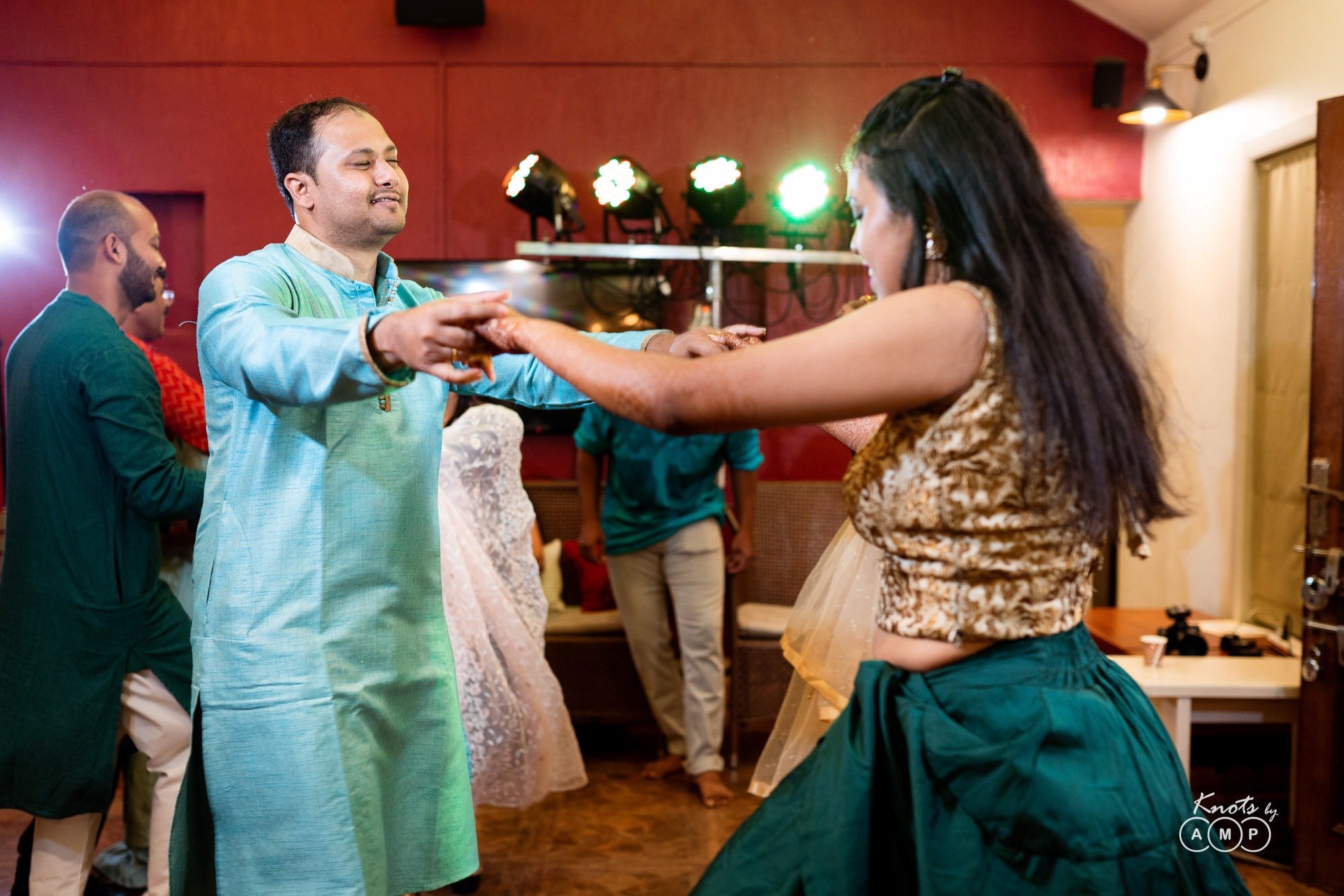 Intimate-Bengali-Wedding-at-Basho-Bougainvillea-Resort-Karjat-22-of-144.jpeg