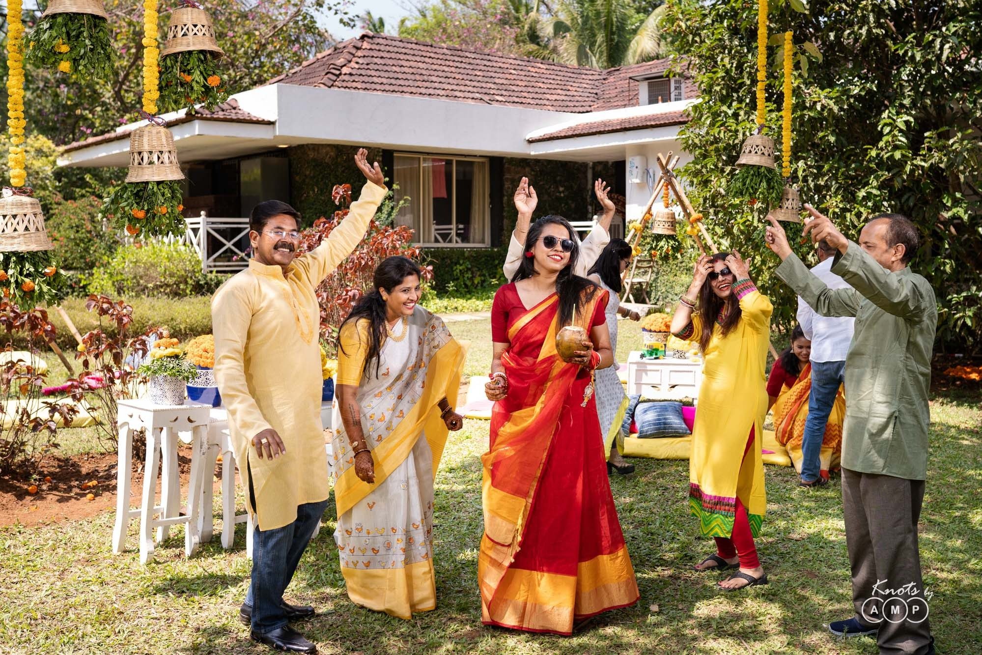Intimate-Bengali-Wedding-at-Basho-Bougainvillea-Resort-Karjat-46-of-144.jpeg