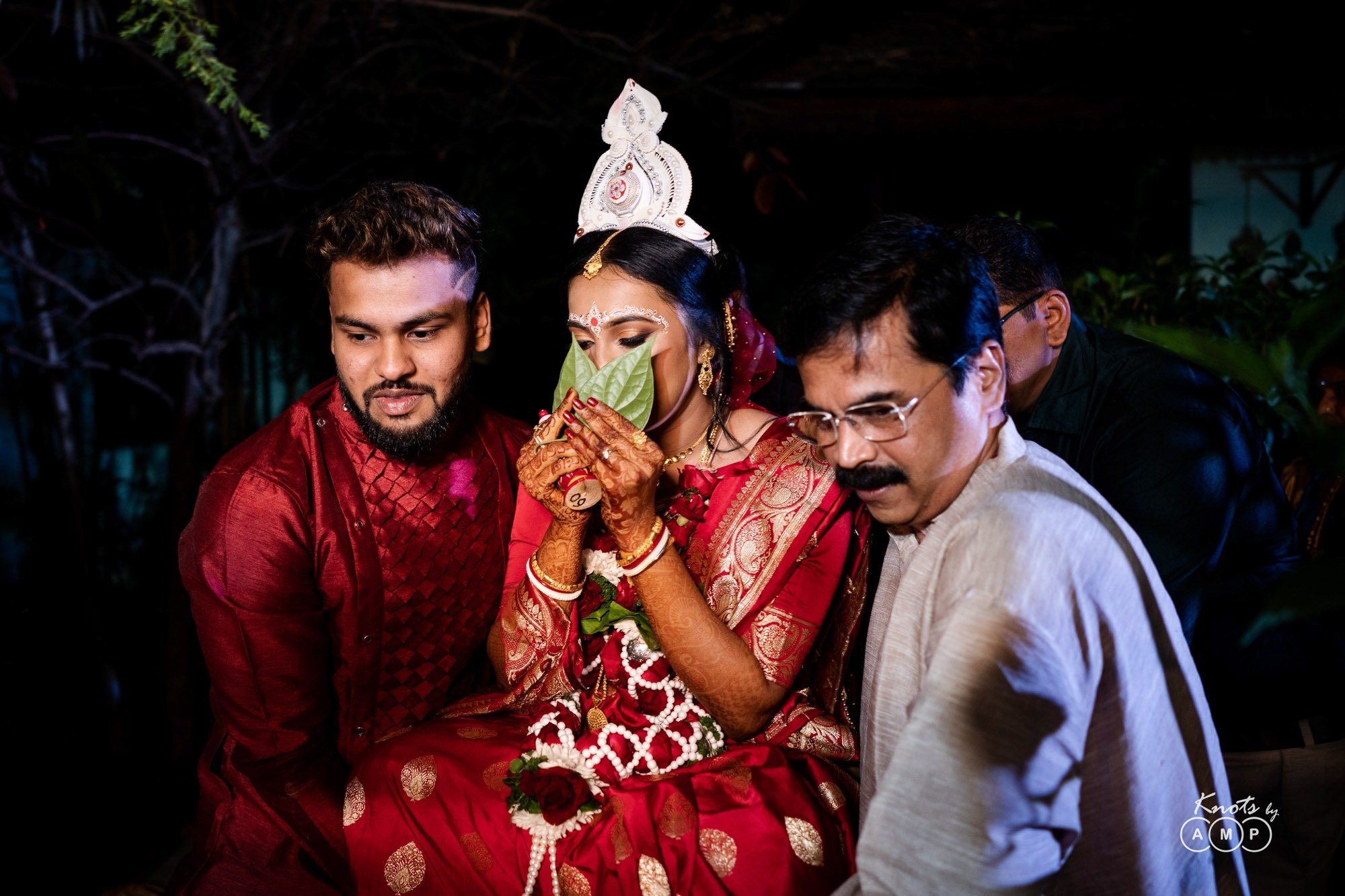 Intimate-Bengali-Wedding-at-Basho-Bougainvillea-Resort-Karjat-97-of-144.jpeg