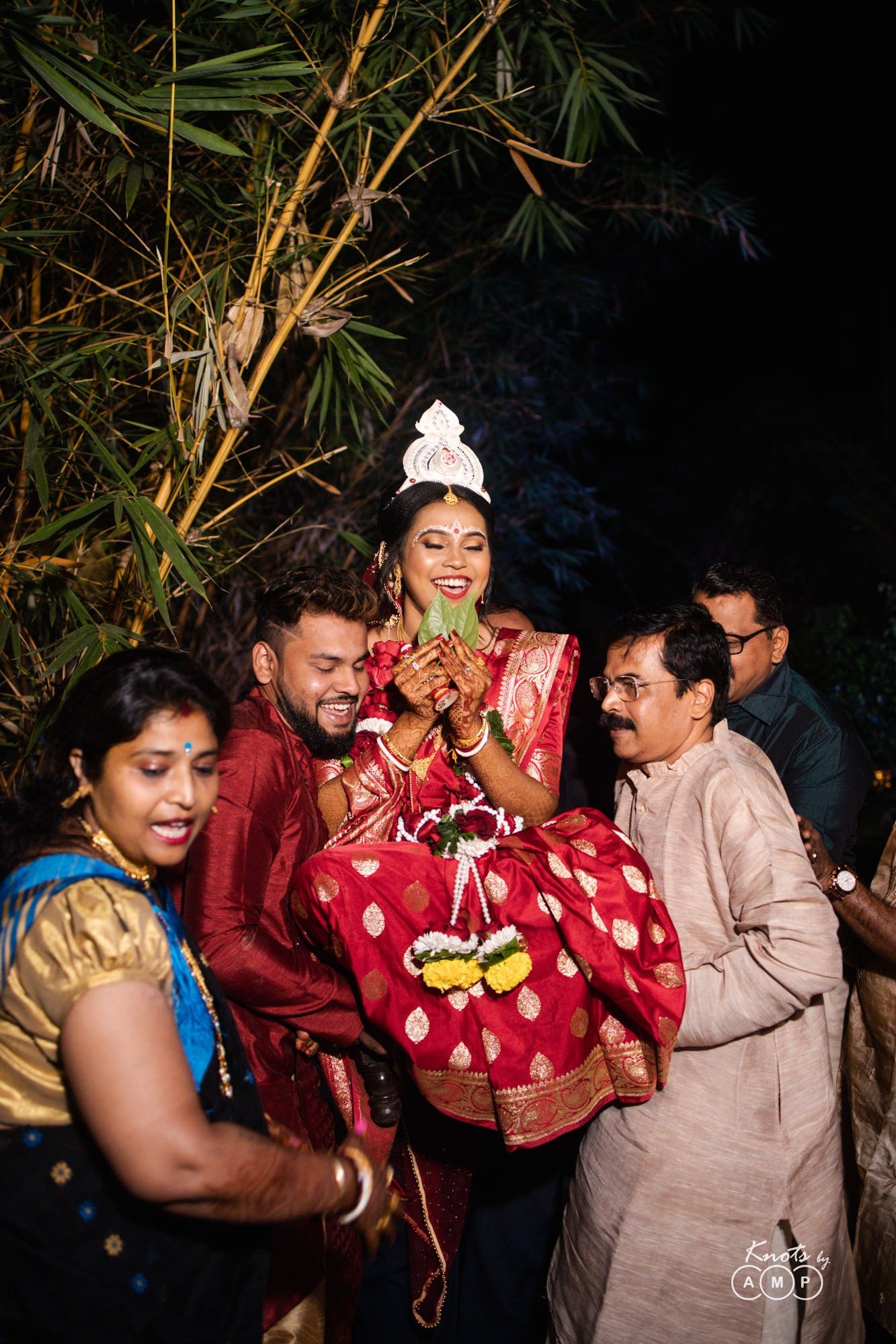 Intimate-Bengali-Wedding-at-Basho-Bougainvillea-Resort-Karjat-100-of-144.jpeg