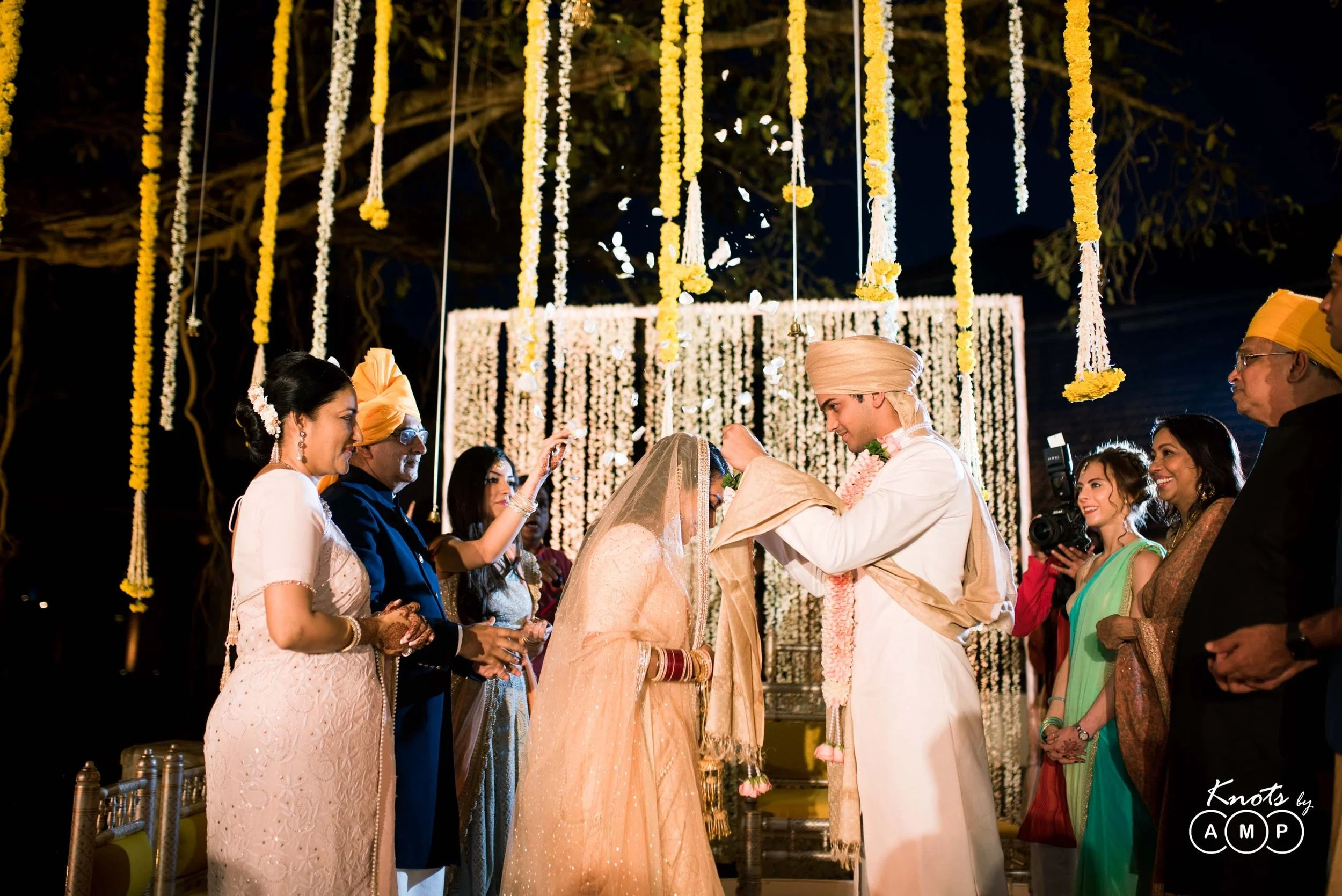 Indian-Wedding-Alila-Diva-Goa-33.jpeg