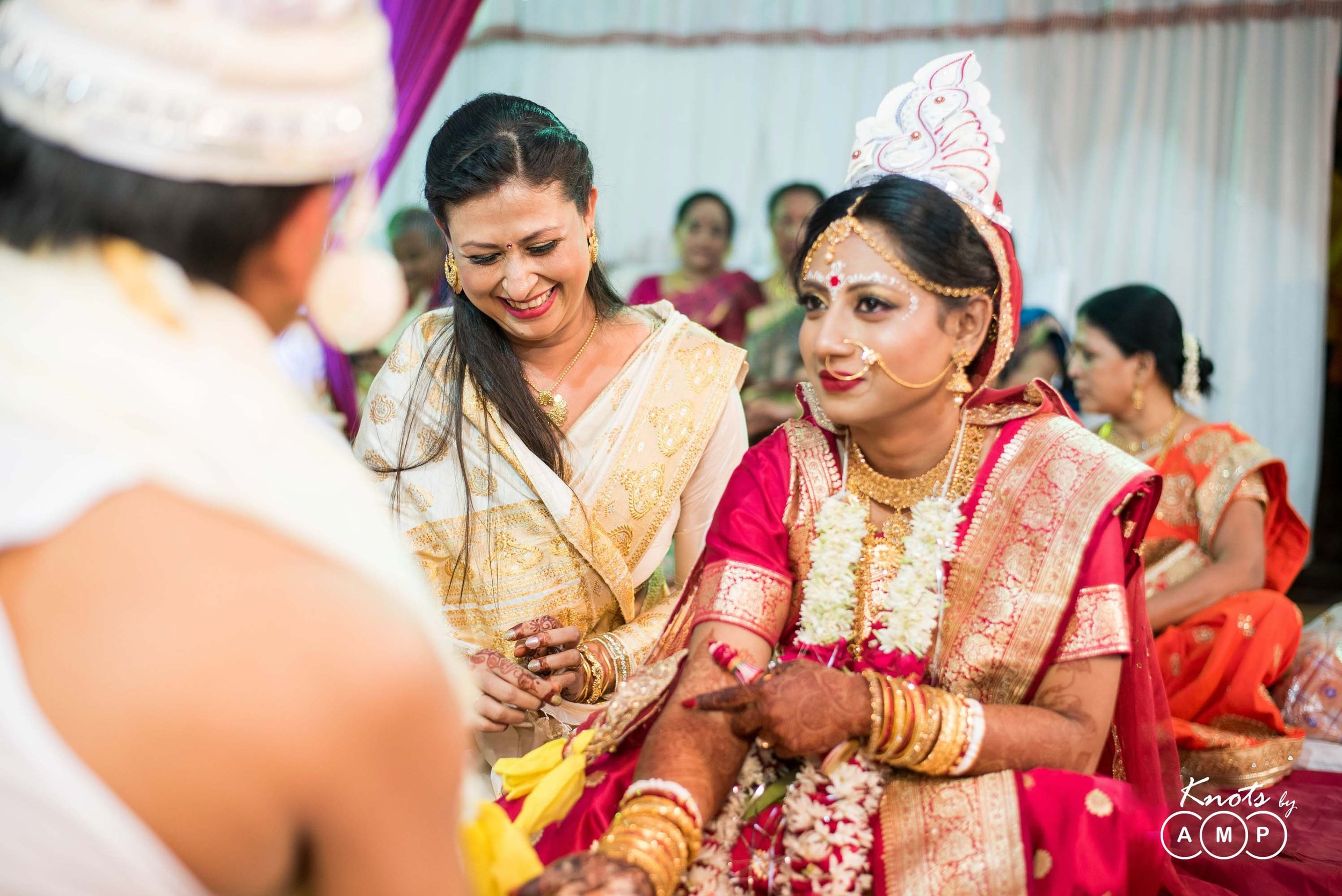 Bengali-Malayali-Wedding-12.jpeg