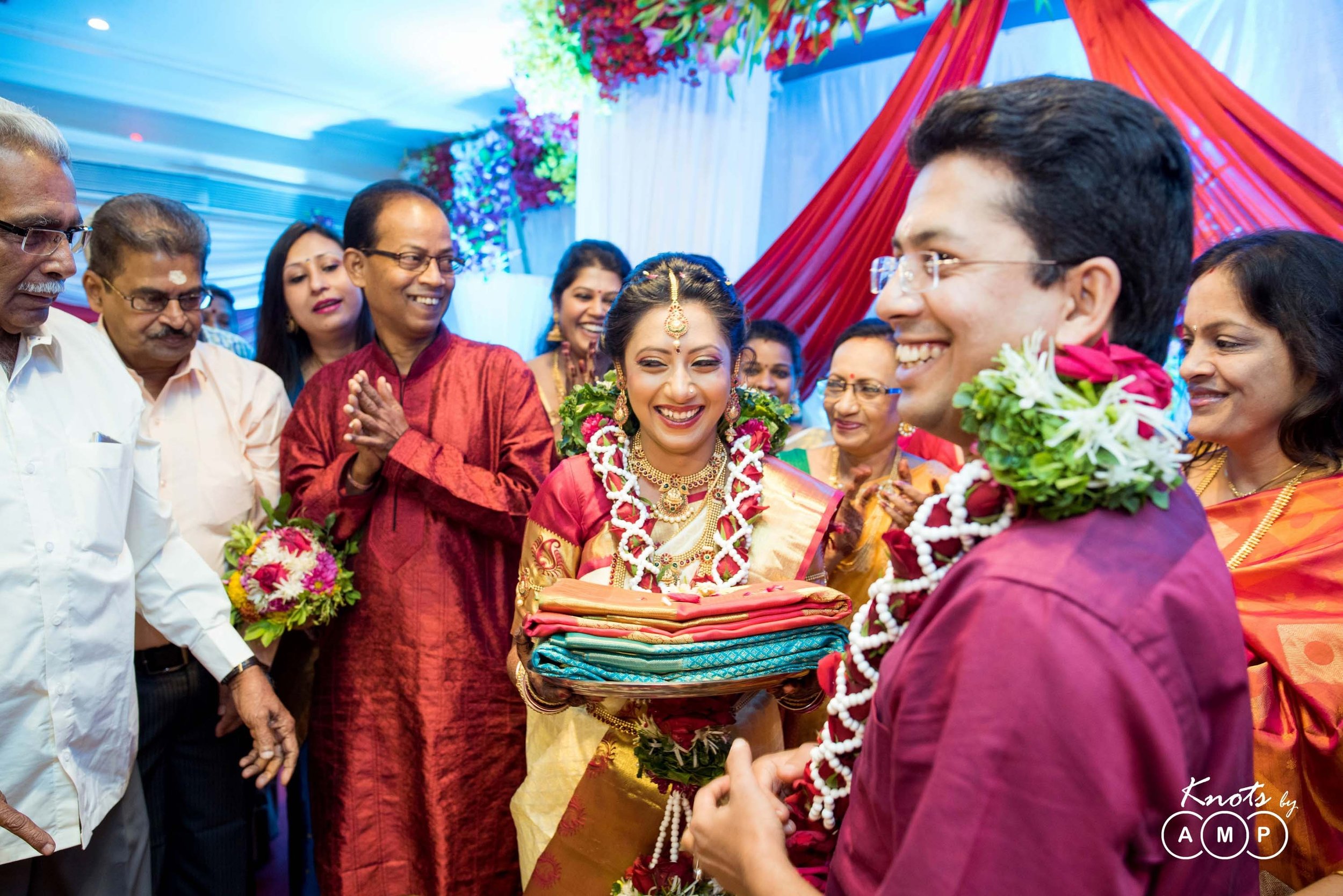 Bengali-Malayali-Wedding-24.jpeg