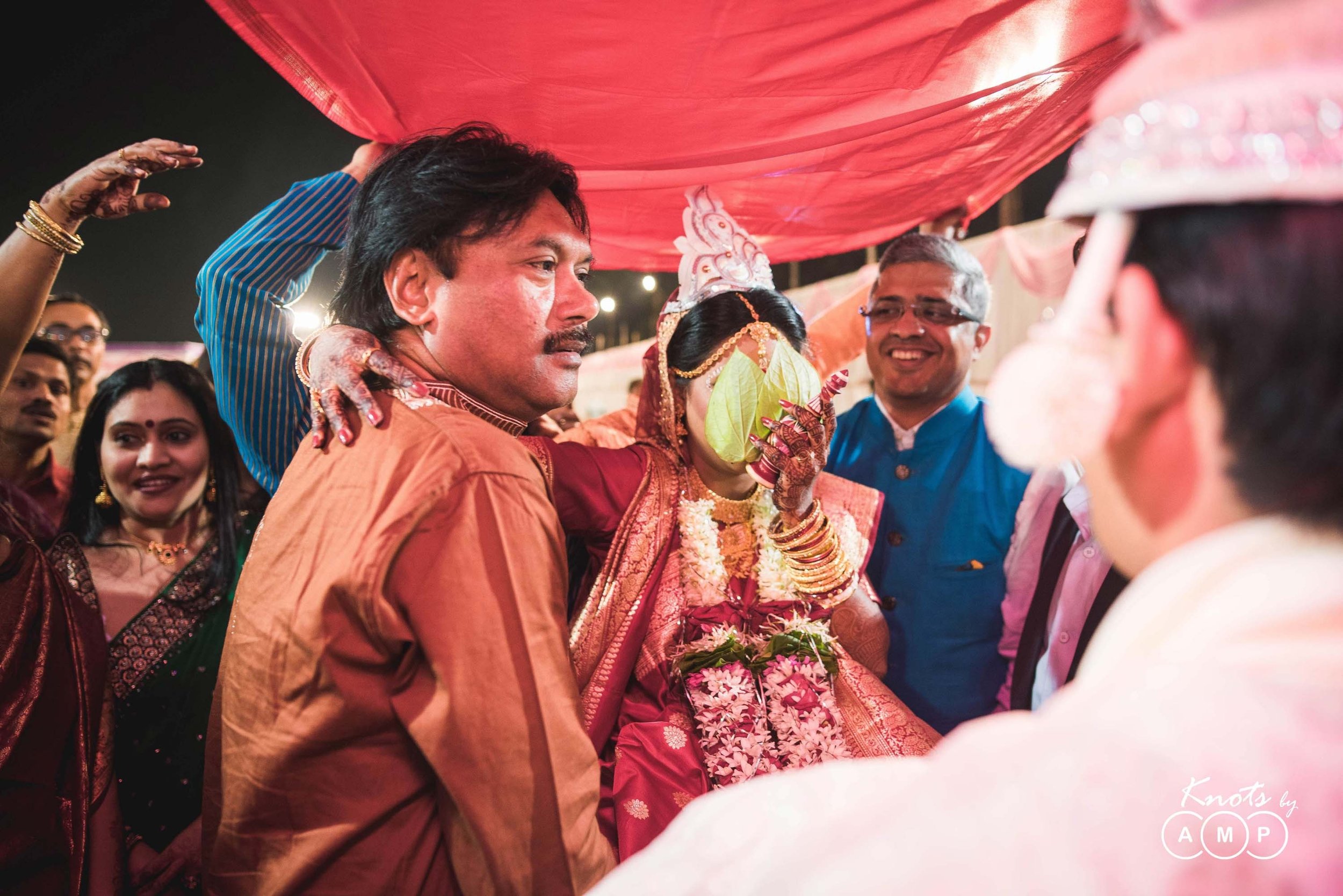 Bengali-Malayali-Wedding-35.jpeg