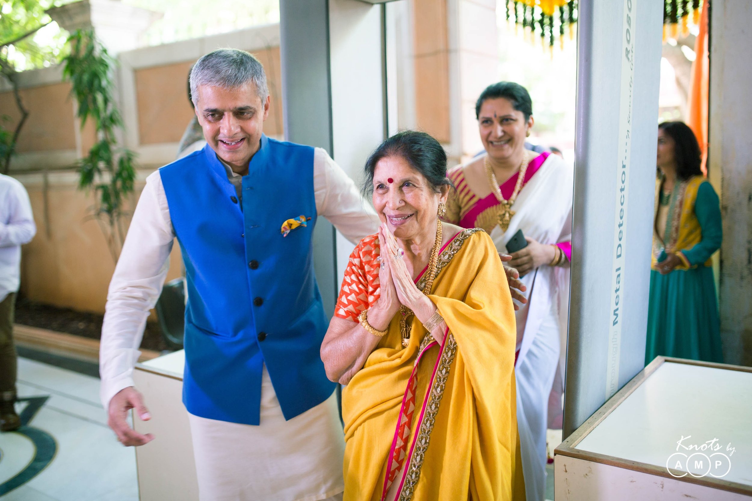 Engagement-at-Lakshmi-Narayan-templeVile-Parle-2.jpeg