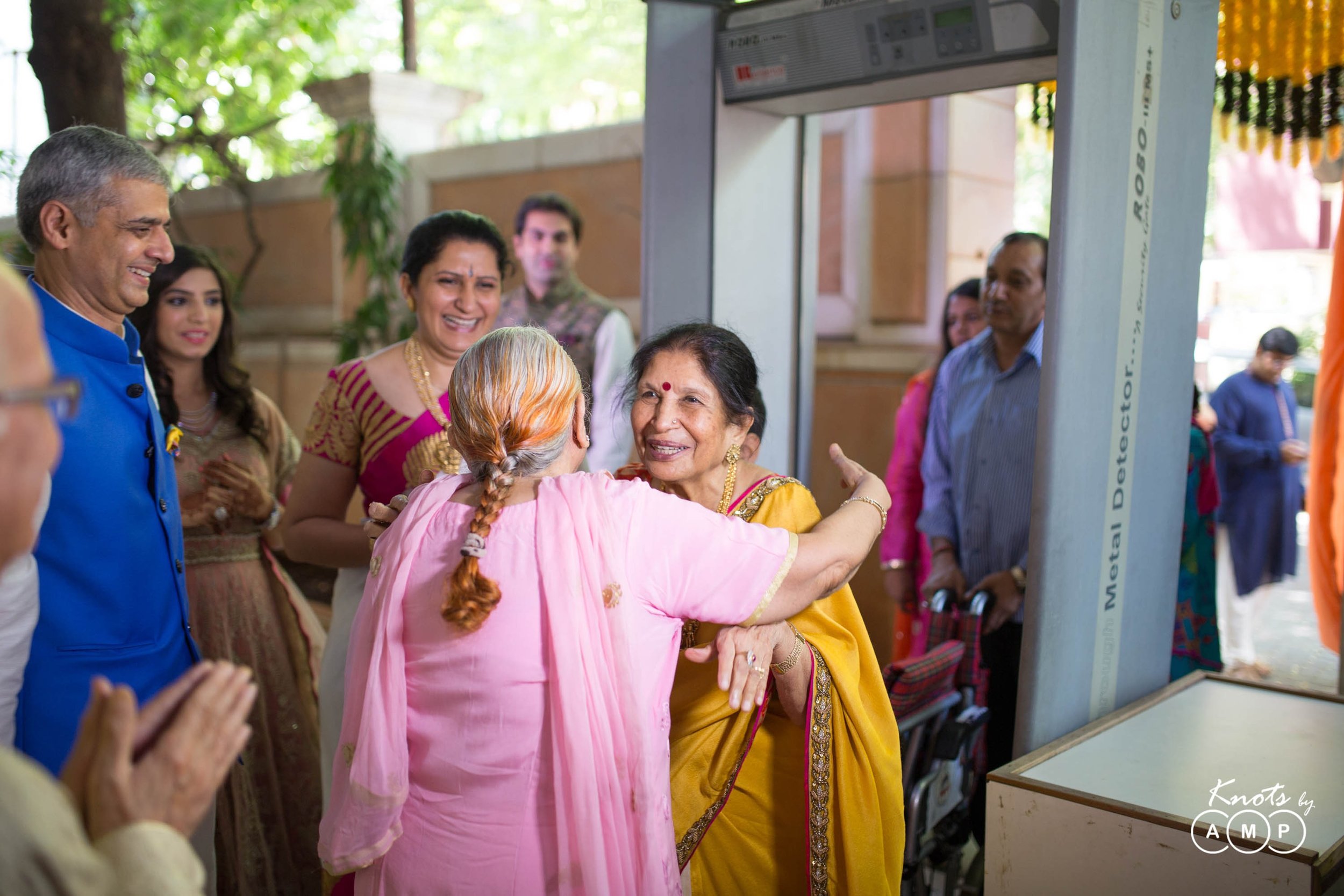 Engagement-at-Lakshmi-Narayan-templeVile-Parle-3.jpeg