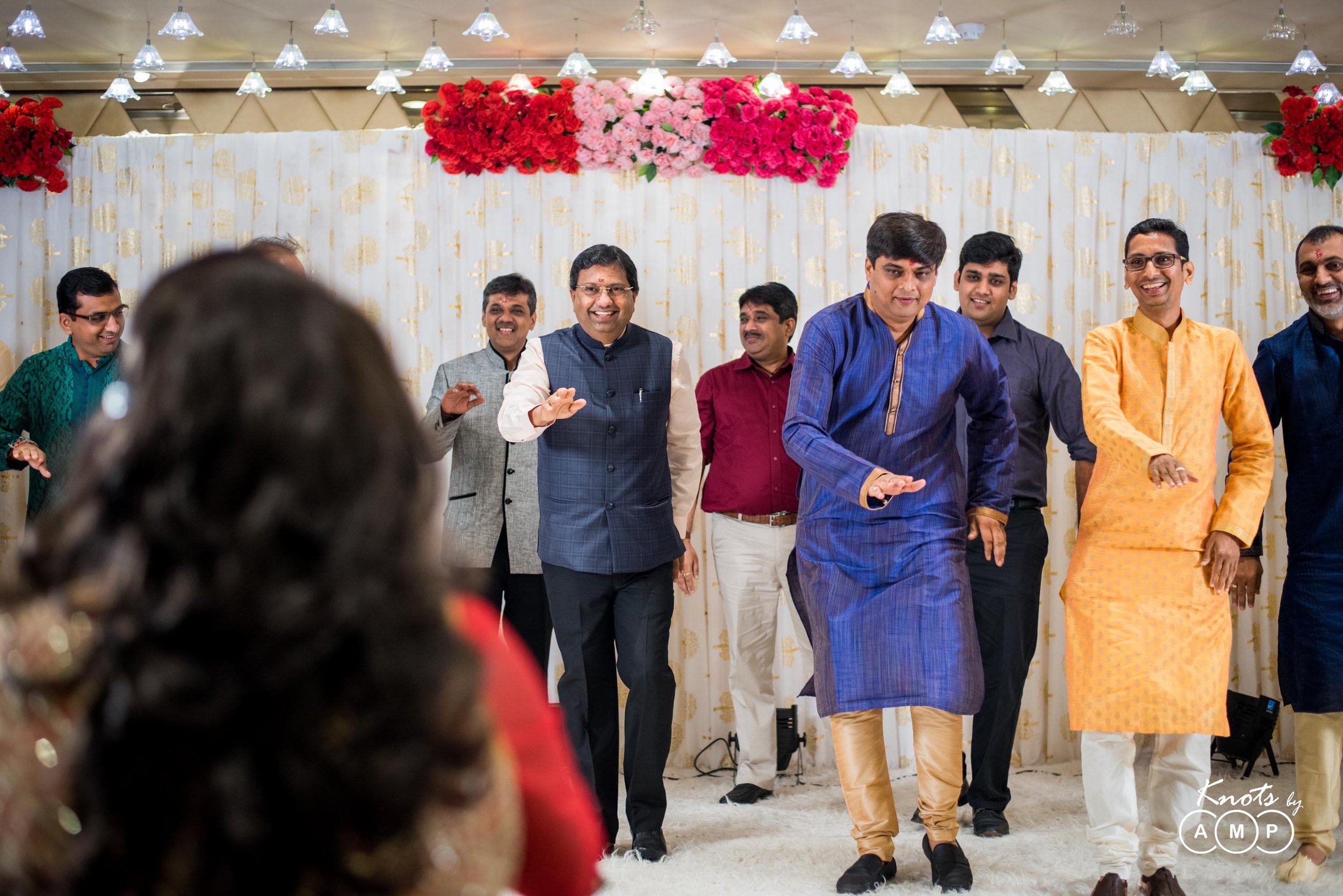 Gujarati-Engagement-in-Mumbai-9.jpeg