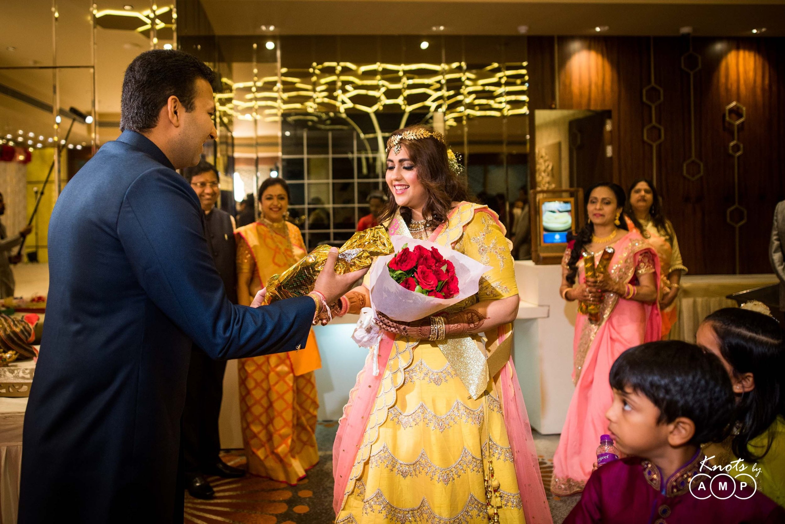 Gujarati-Engagement-in-Mumbai-22.jpeg